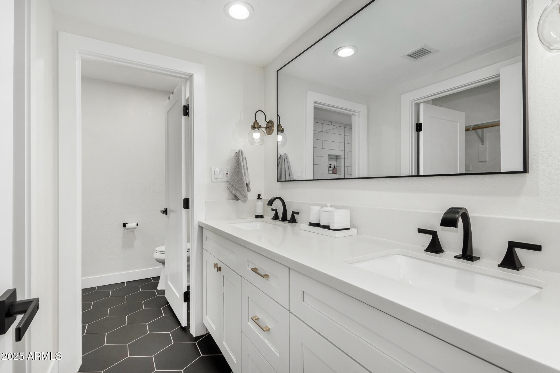 4525 N 66TH Street, 78