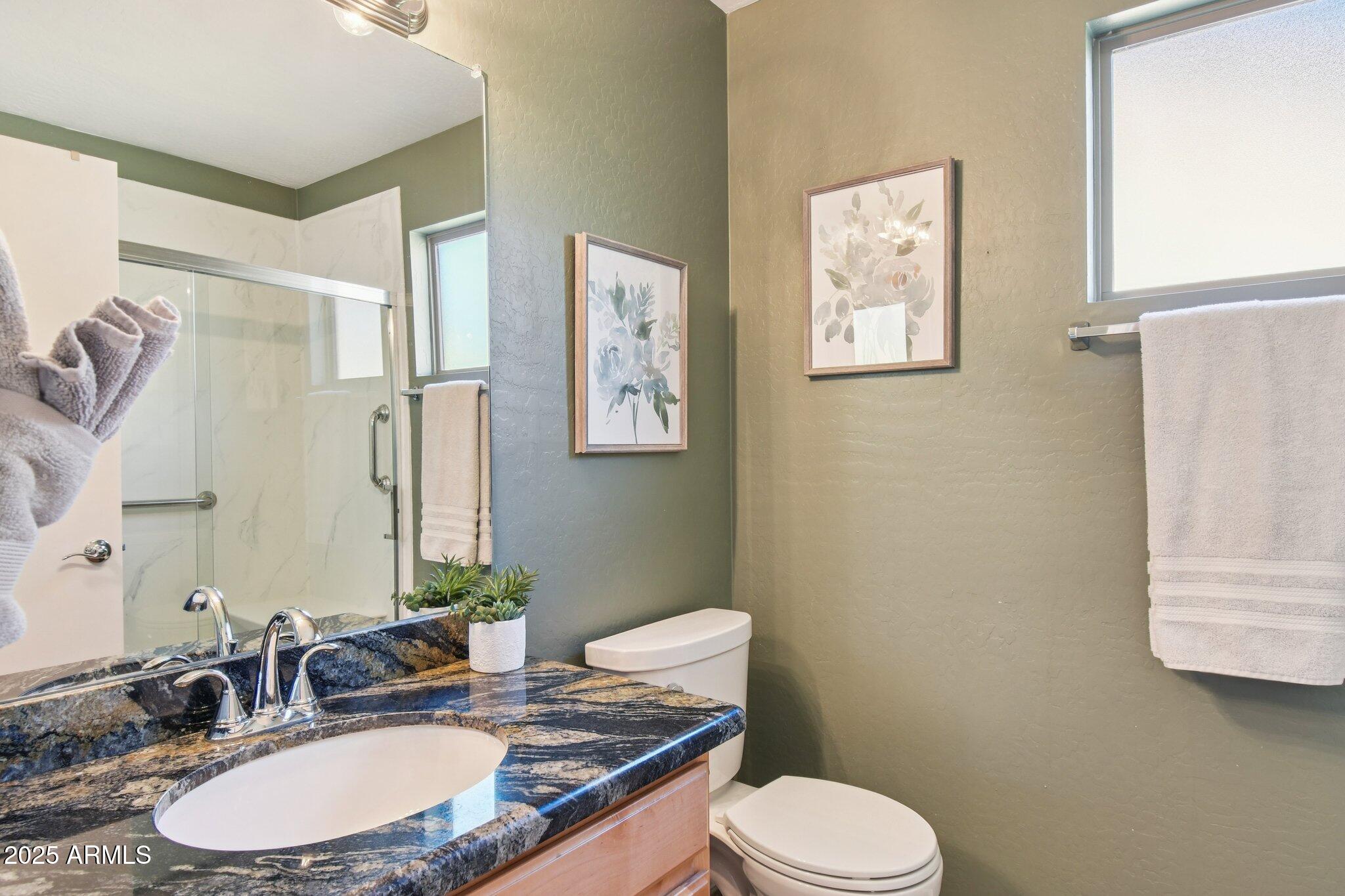 2250 E Deer Valley Road, 109