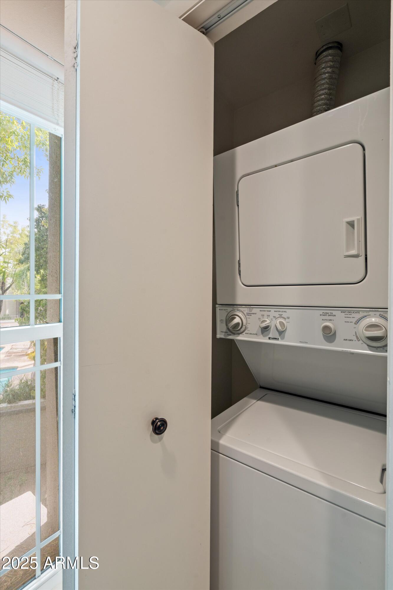 5201 N 24TH Street, 206