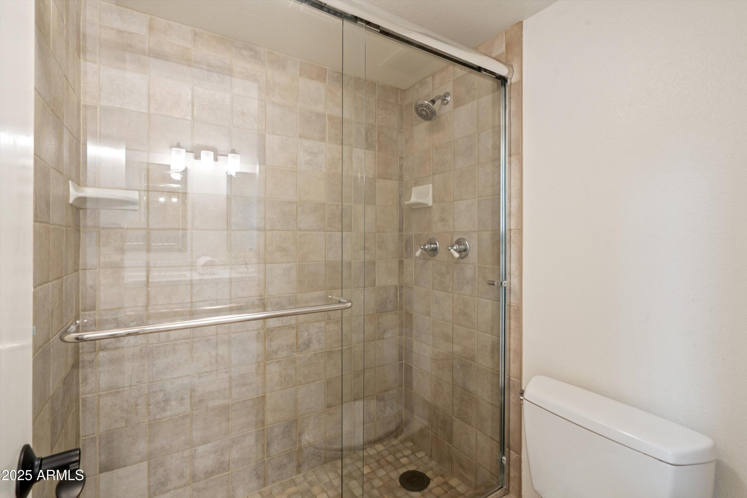 5201 N 24TH Street, 206