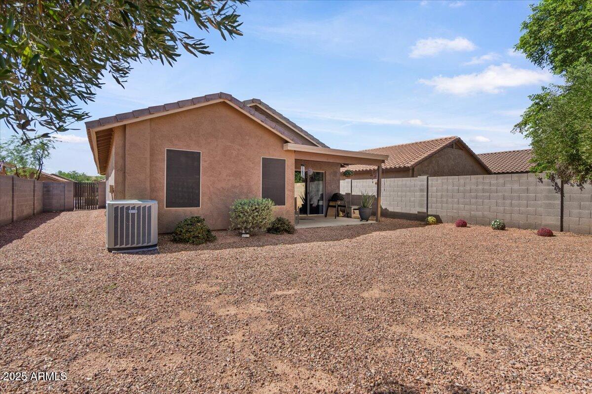 46150 W WINDMILL Drive