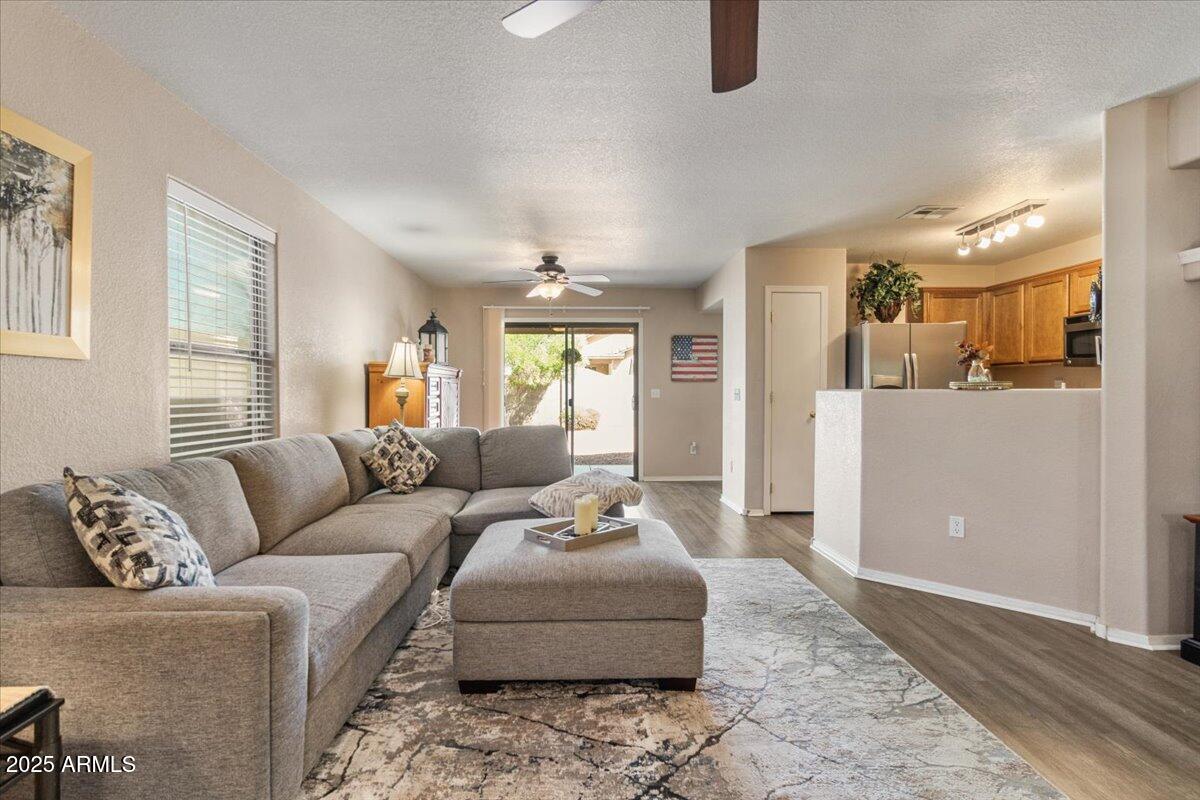 46150 W WINDMILL Drive