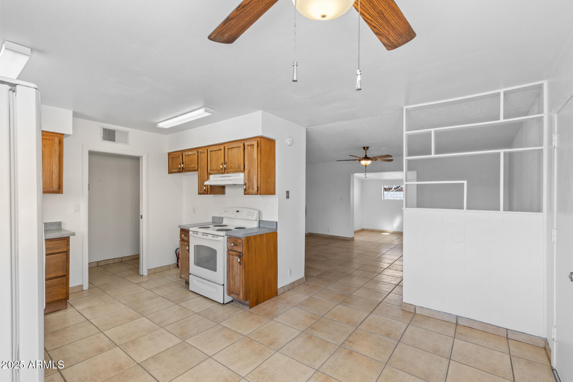 2230 E CHIPMAN Road, Phoenix