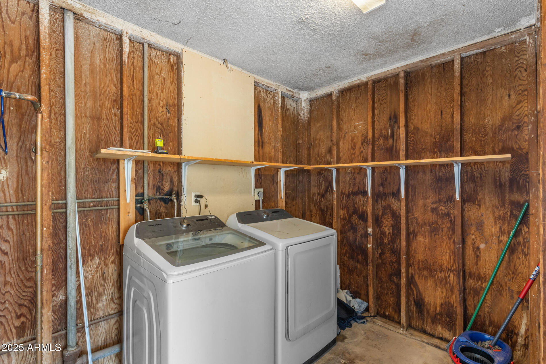 2230 E CHIPMAN Road, Phoenix