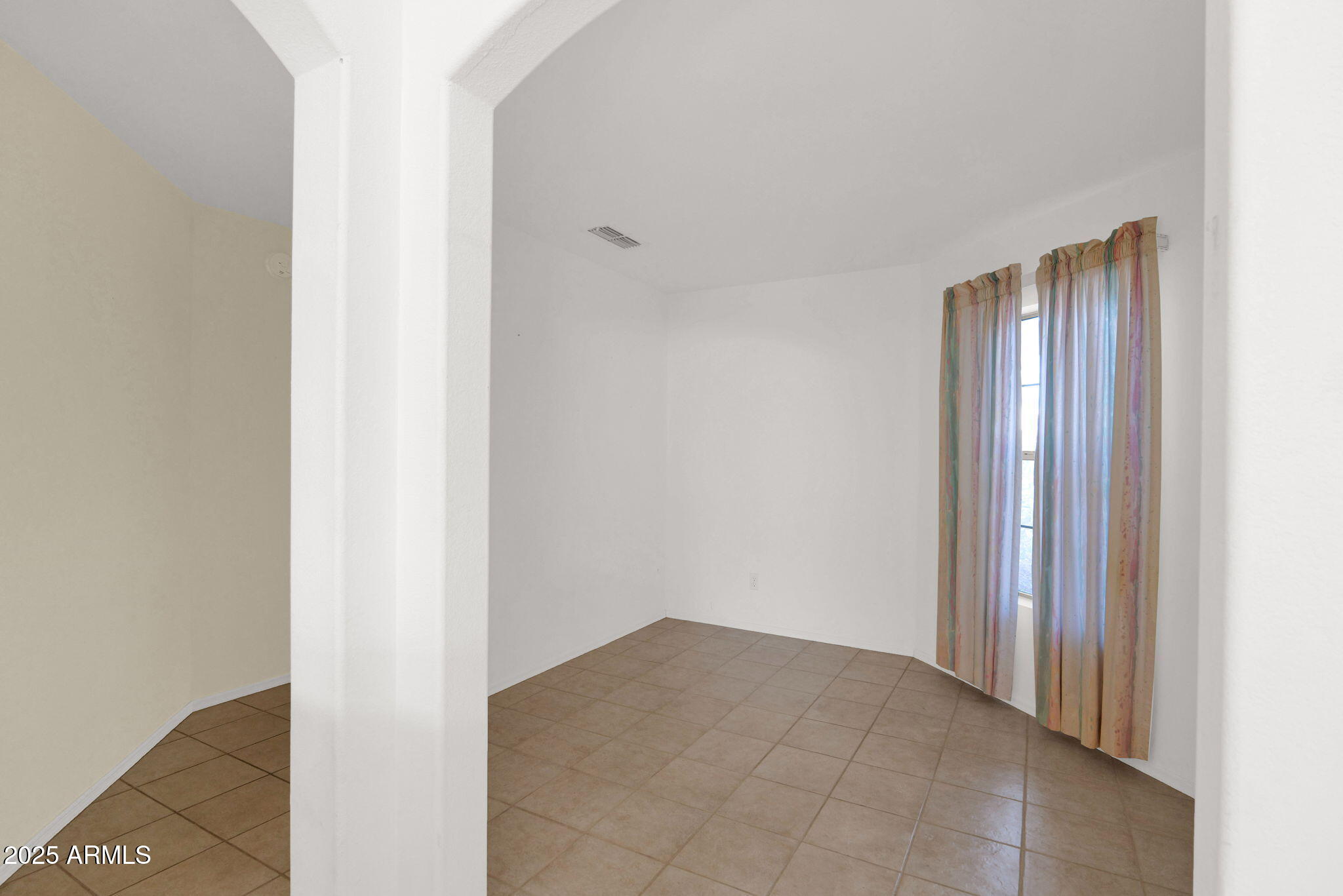 14814 W PICCADILLY Road