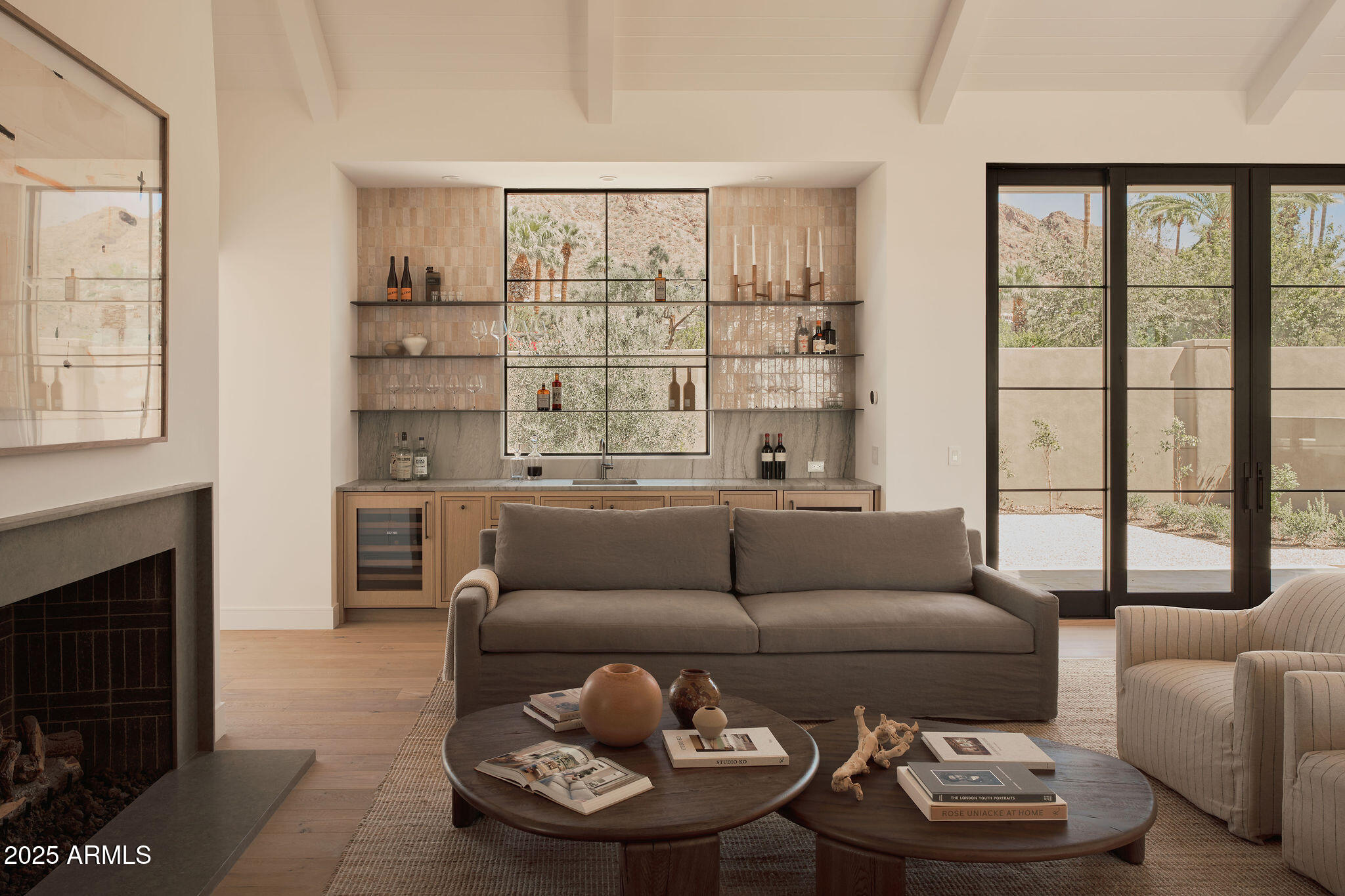 4600 N Rubicon Avenue, 2