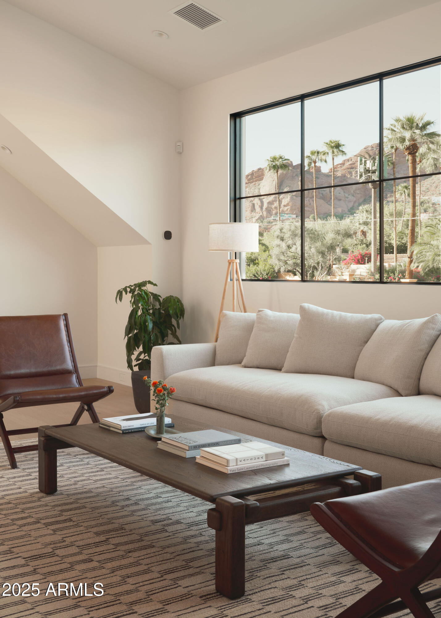 4600 N Rubicon Avenue, 2