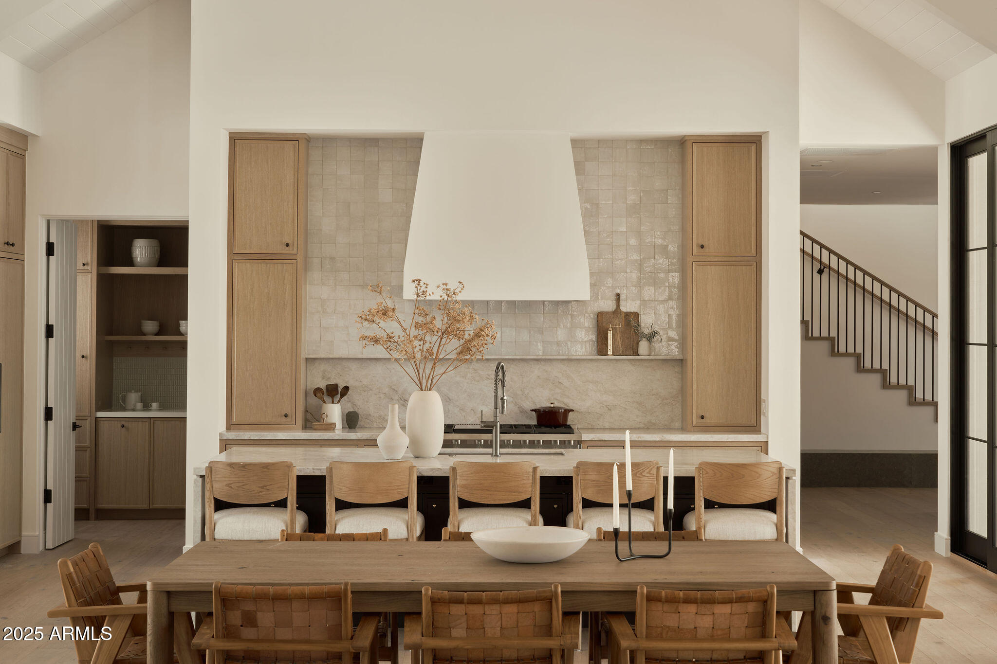 4600 N Rubicon Avenue, 2