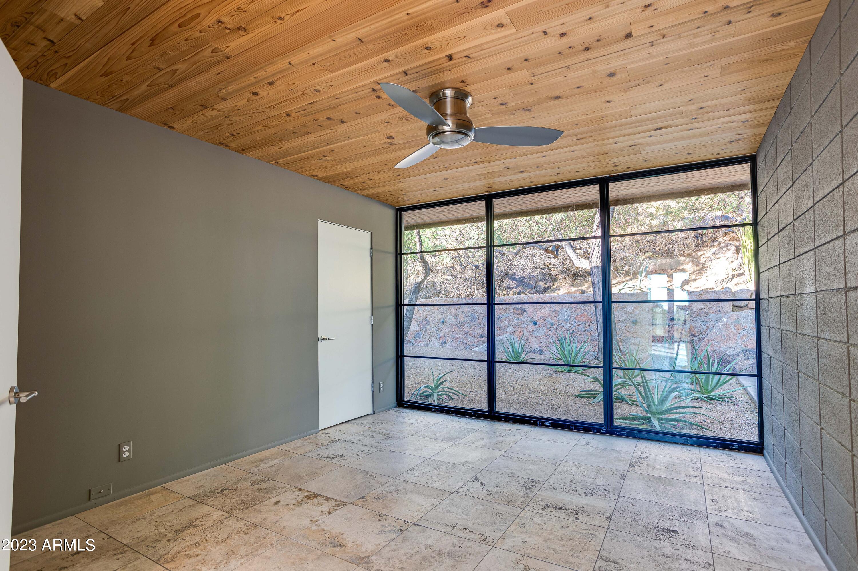 5320 E Wonderview Road