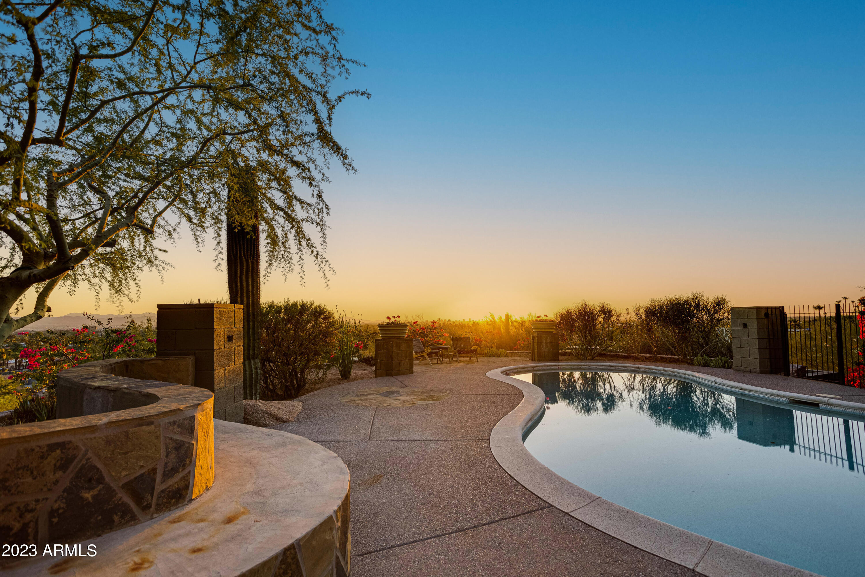 5320 E Wonderview Road