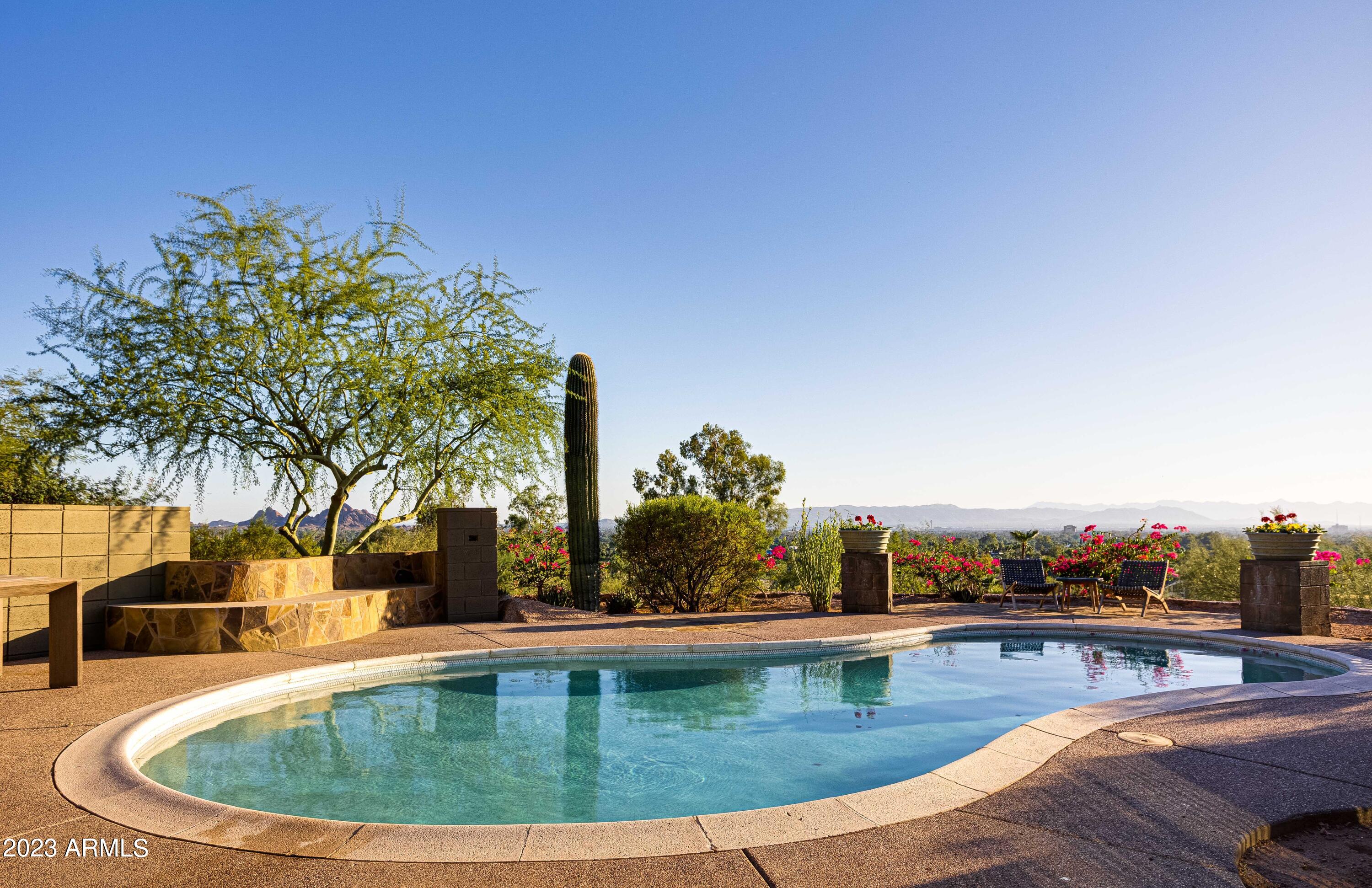 5320 E Wonderview Road