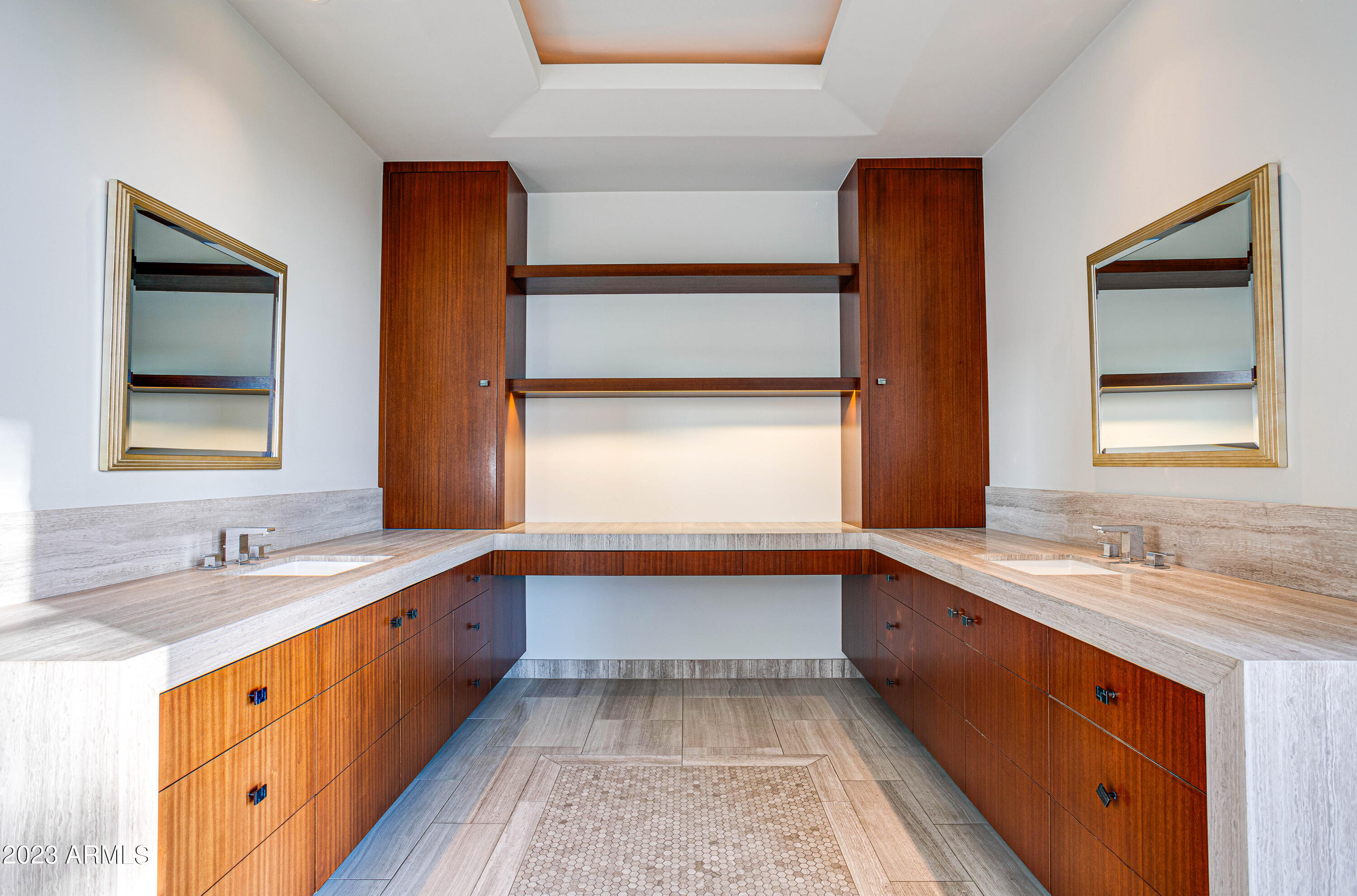 5320 E Wonderview Road