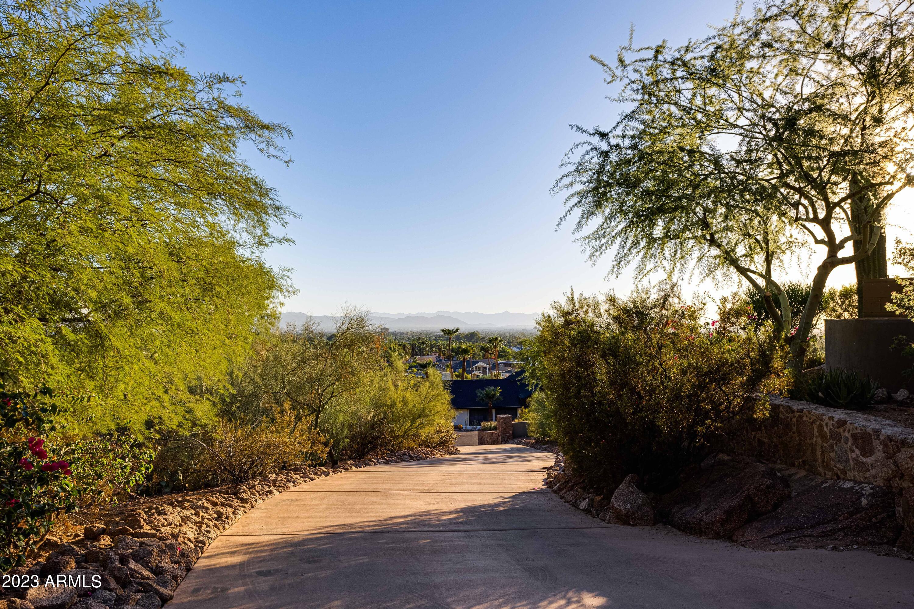 5320 E Wonderview Road