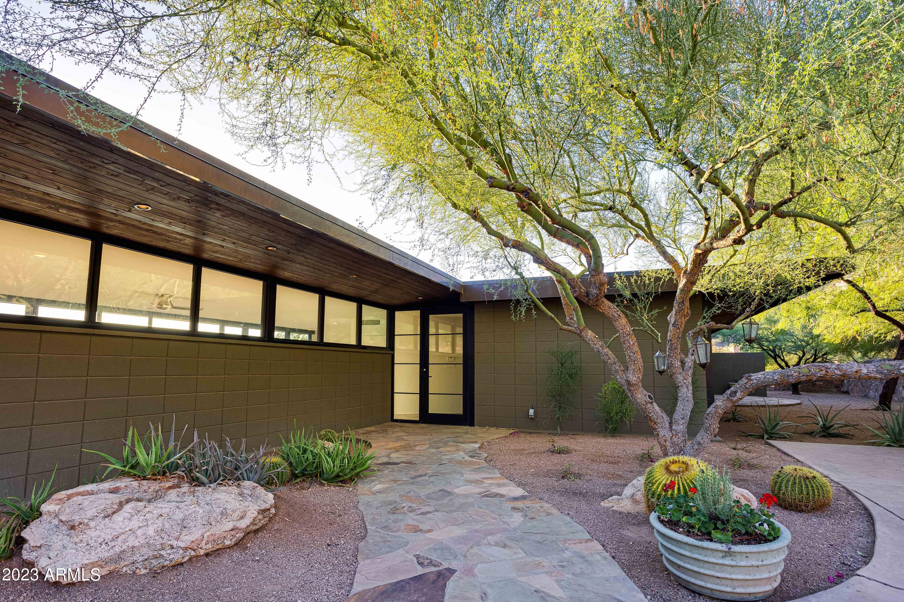 5320 E Wonderview Road