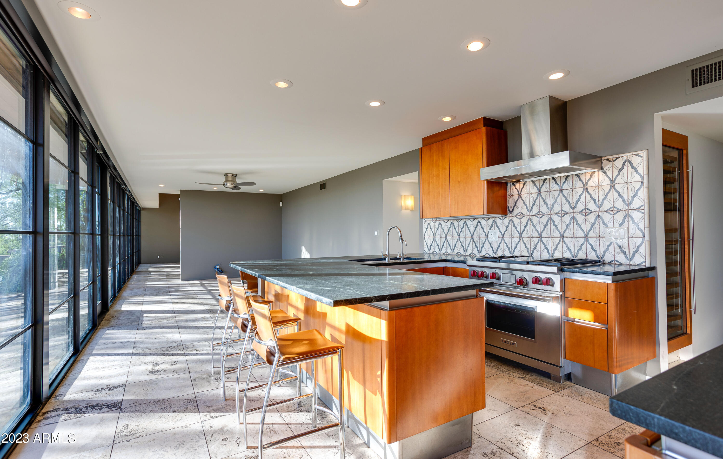 5320 E Wonderview Road