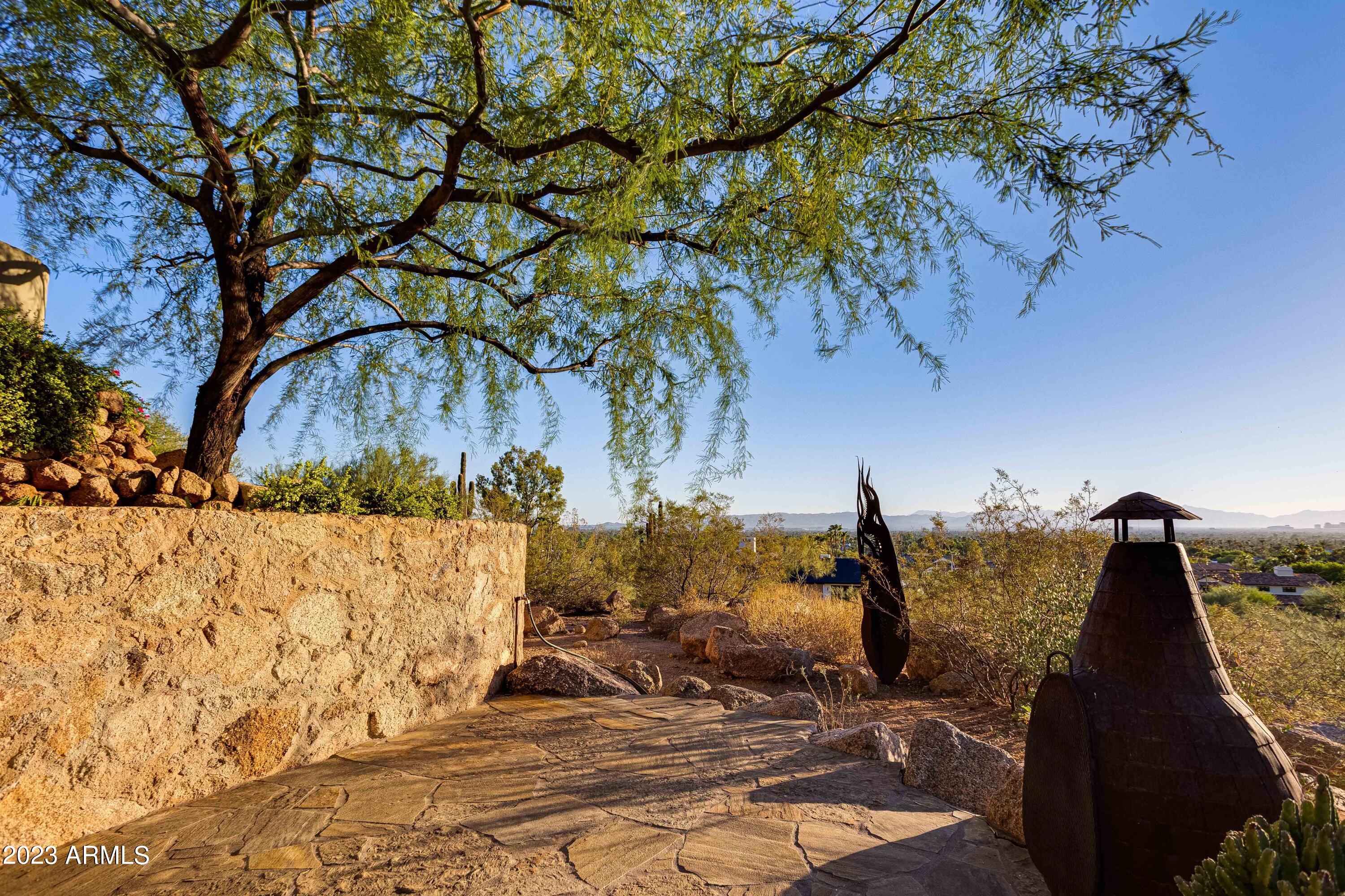 5320 E Wonderview Road