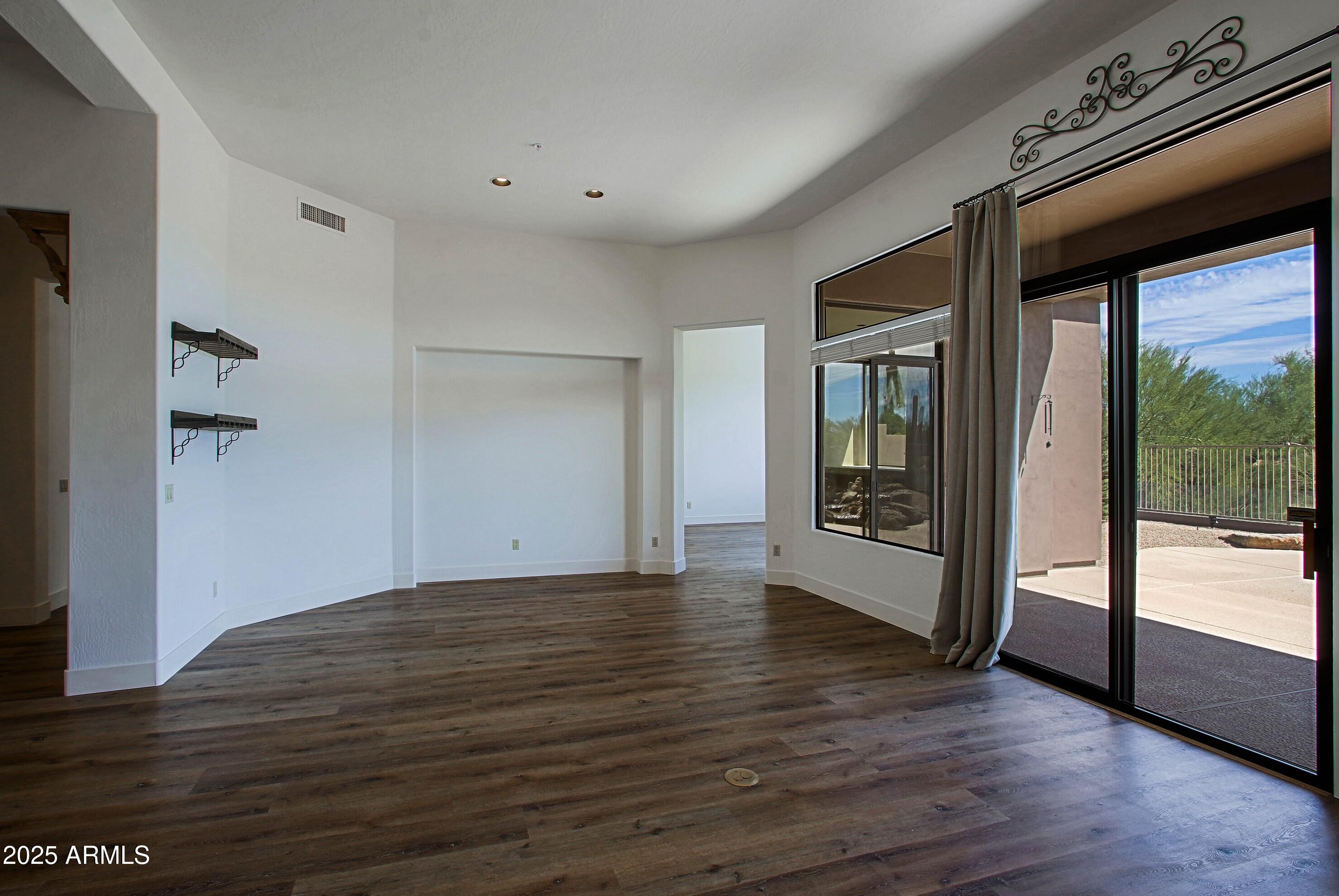 9455 E CAVALRY Drive