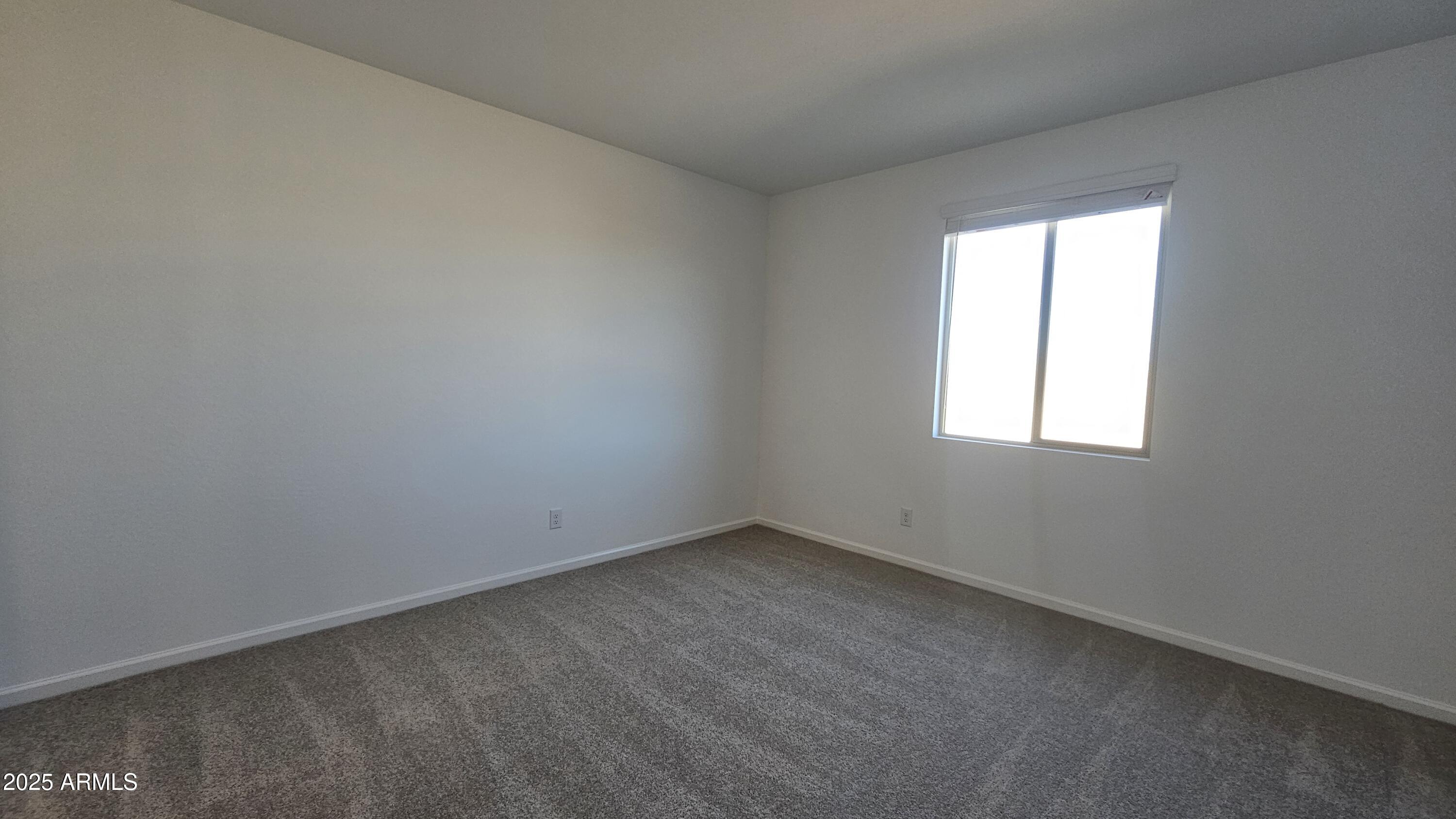 6498 E FIDDLENECK Way