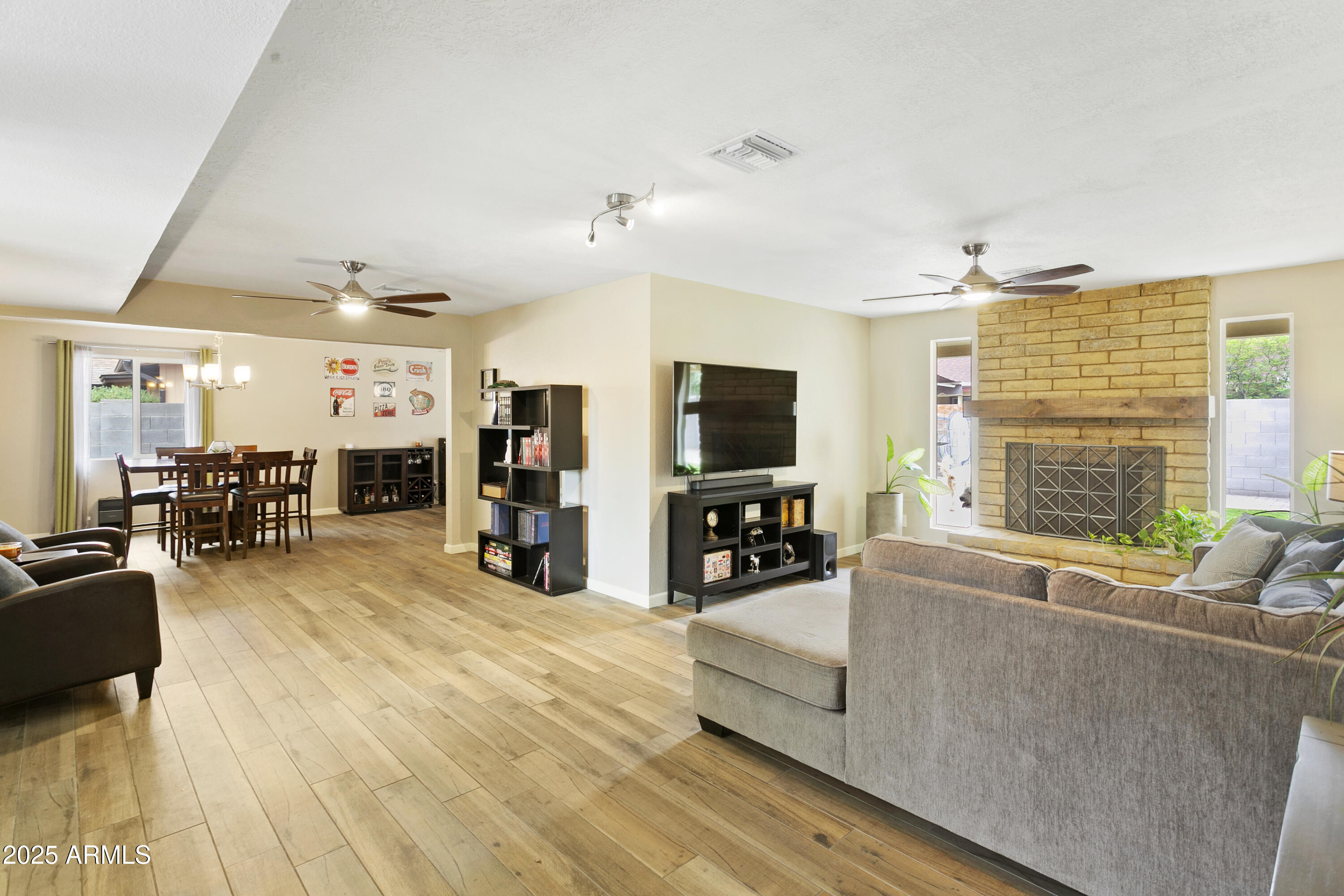 1808 W KEATING Avenue