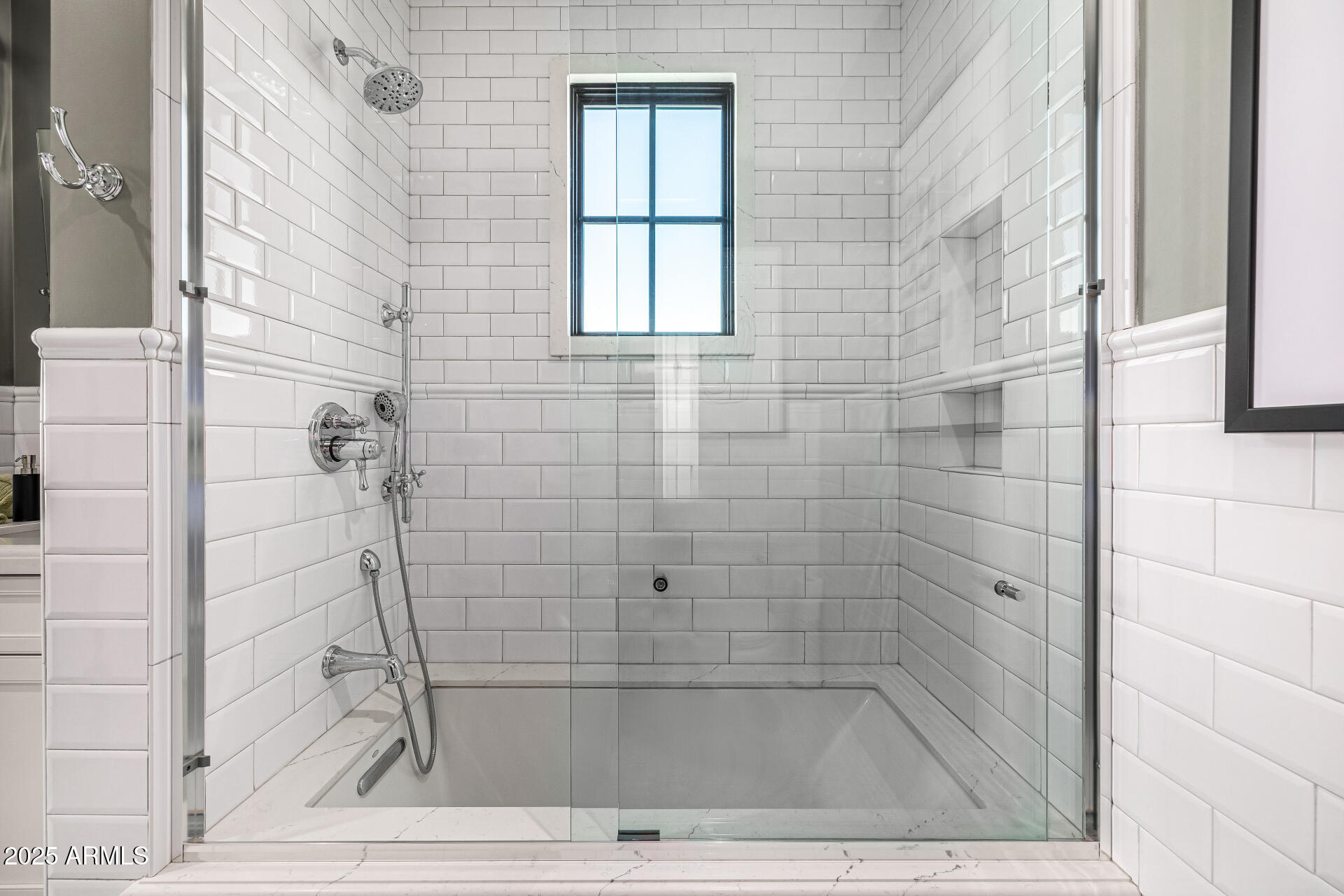 577 W HORSESHOE Place