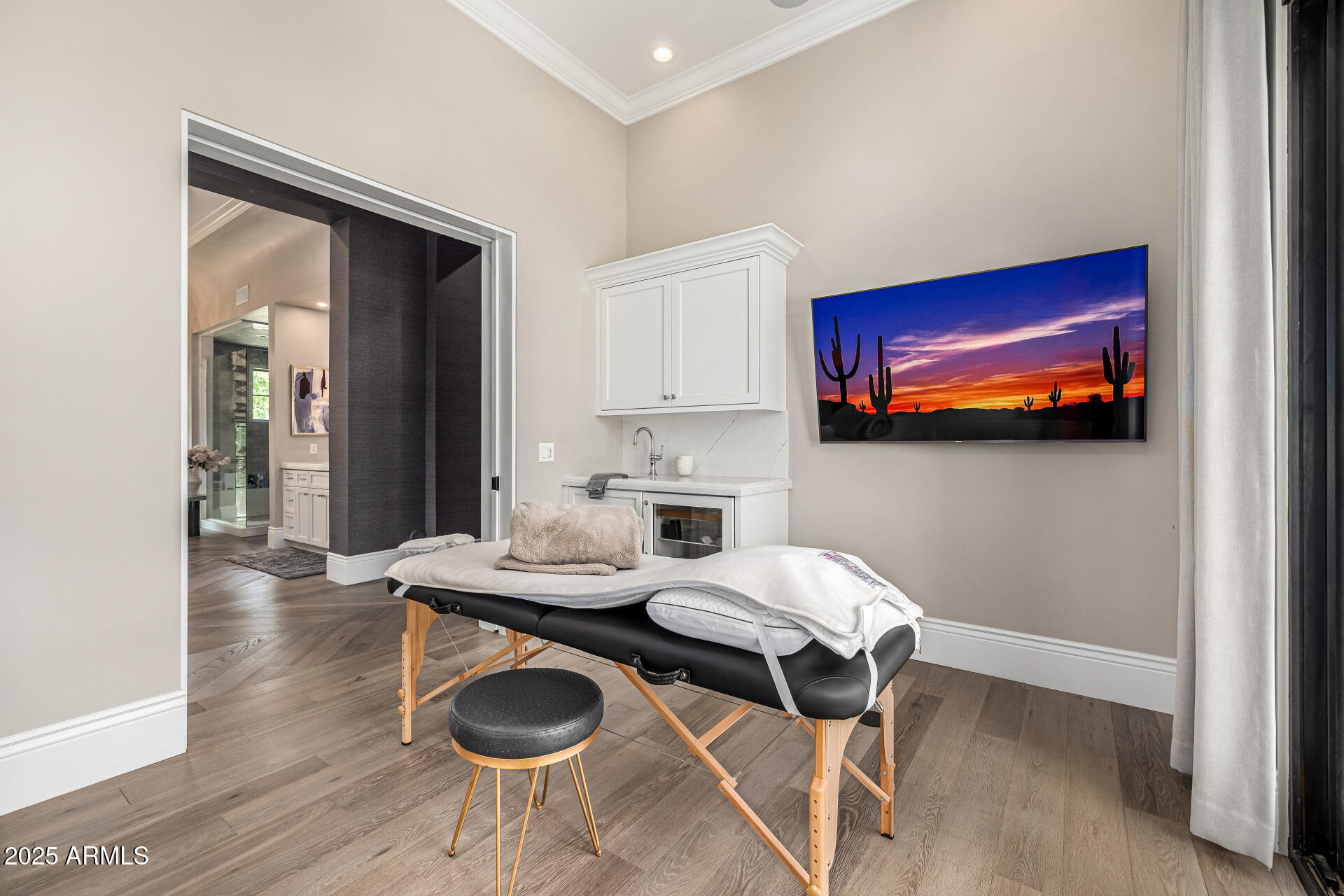 577 W HORSESHOE Place