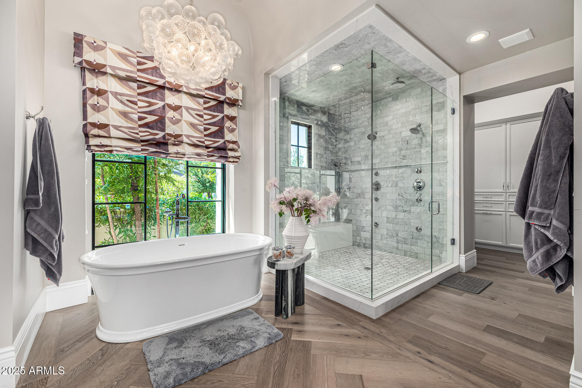 577 W HORSESHOE Place