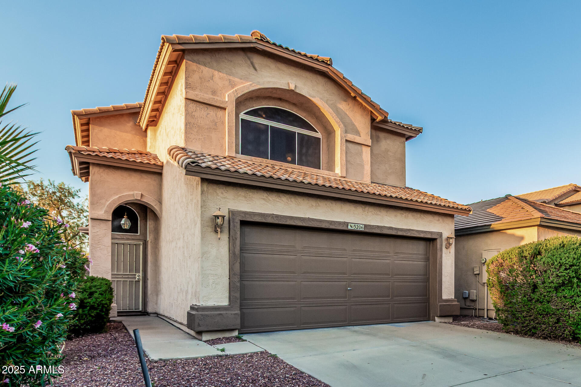 3206 E KRISTAL Way