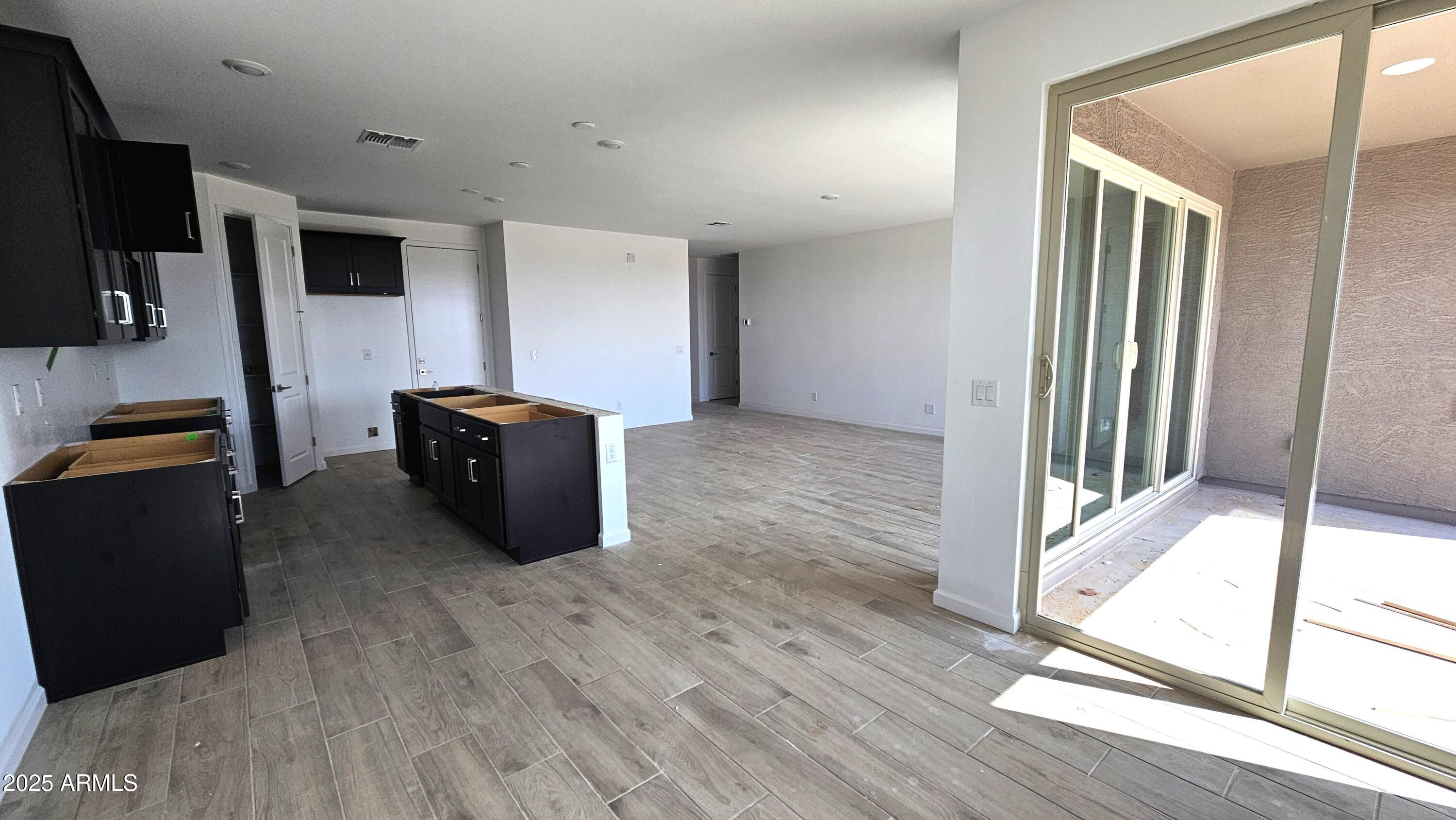 6501 E FIDDLENECK Way