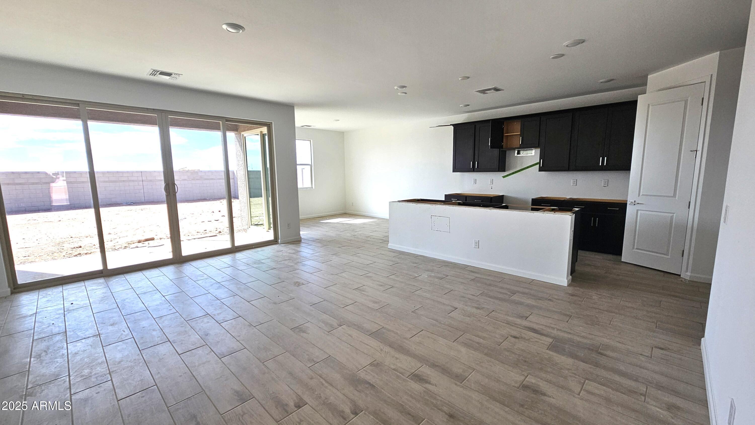 6501 E FIDDLENECK Way