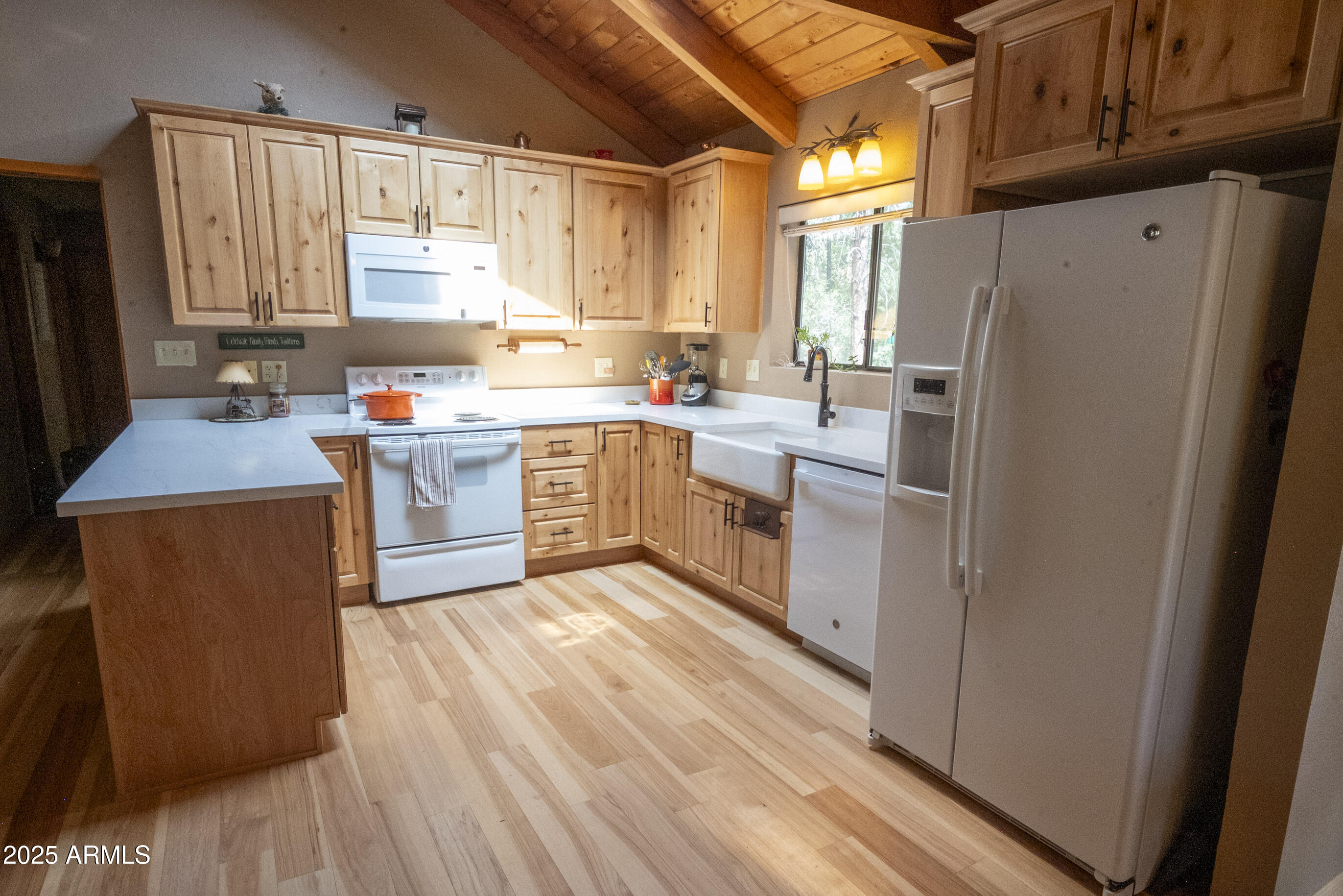 3570 N PINE VIEW Drive