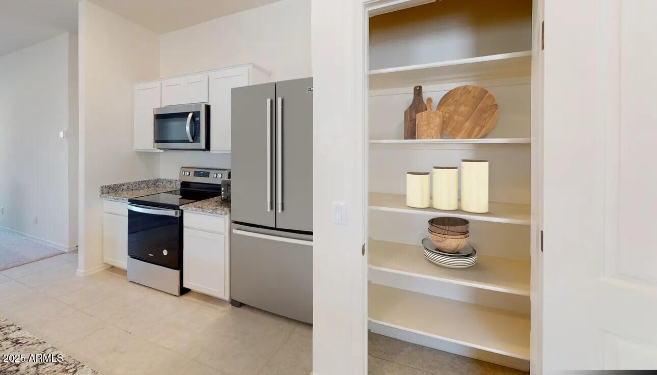 24233 W CHANUTE Pass