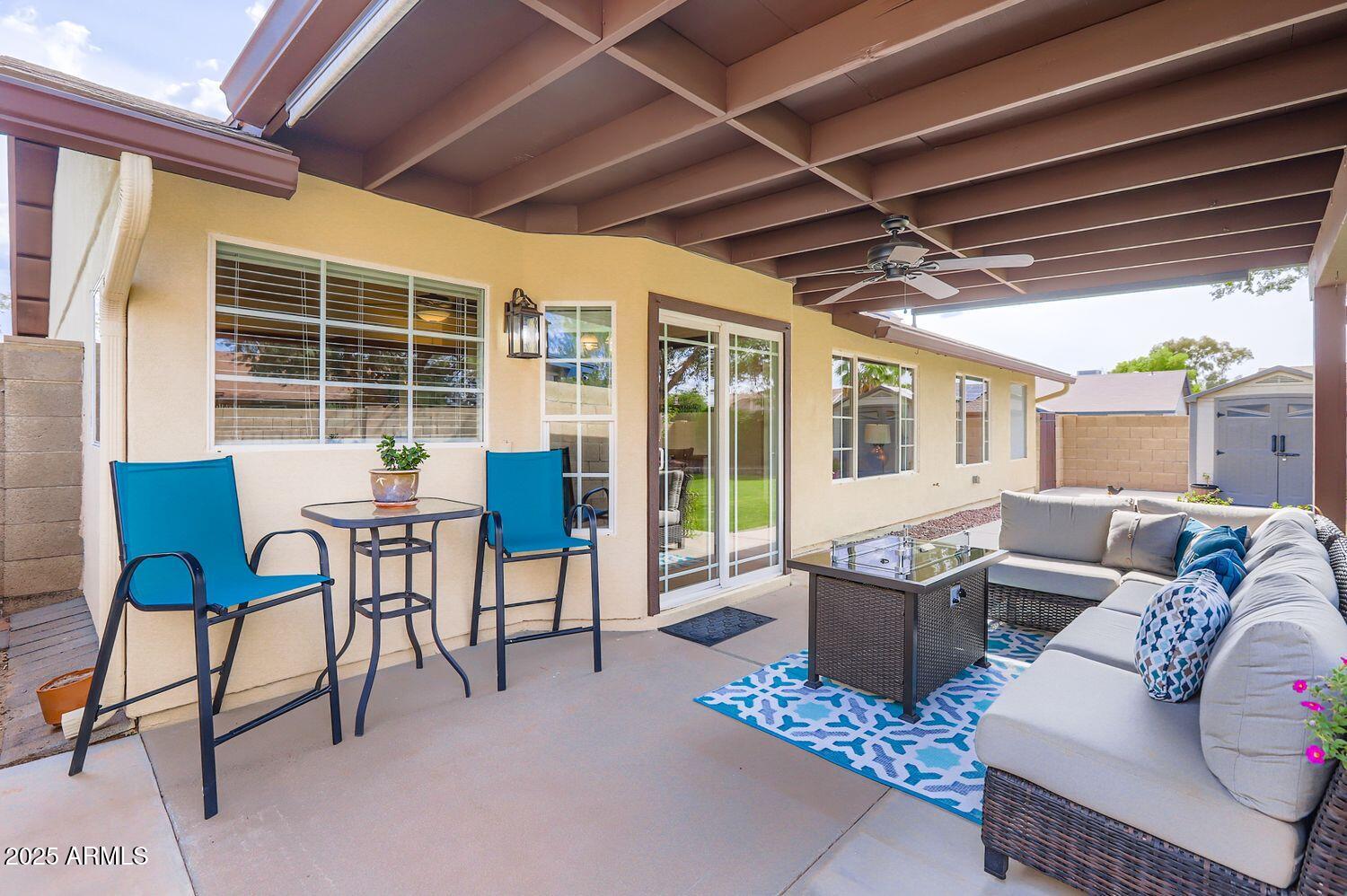 250 W PIUTE Avenue