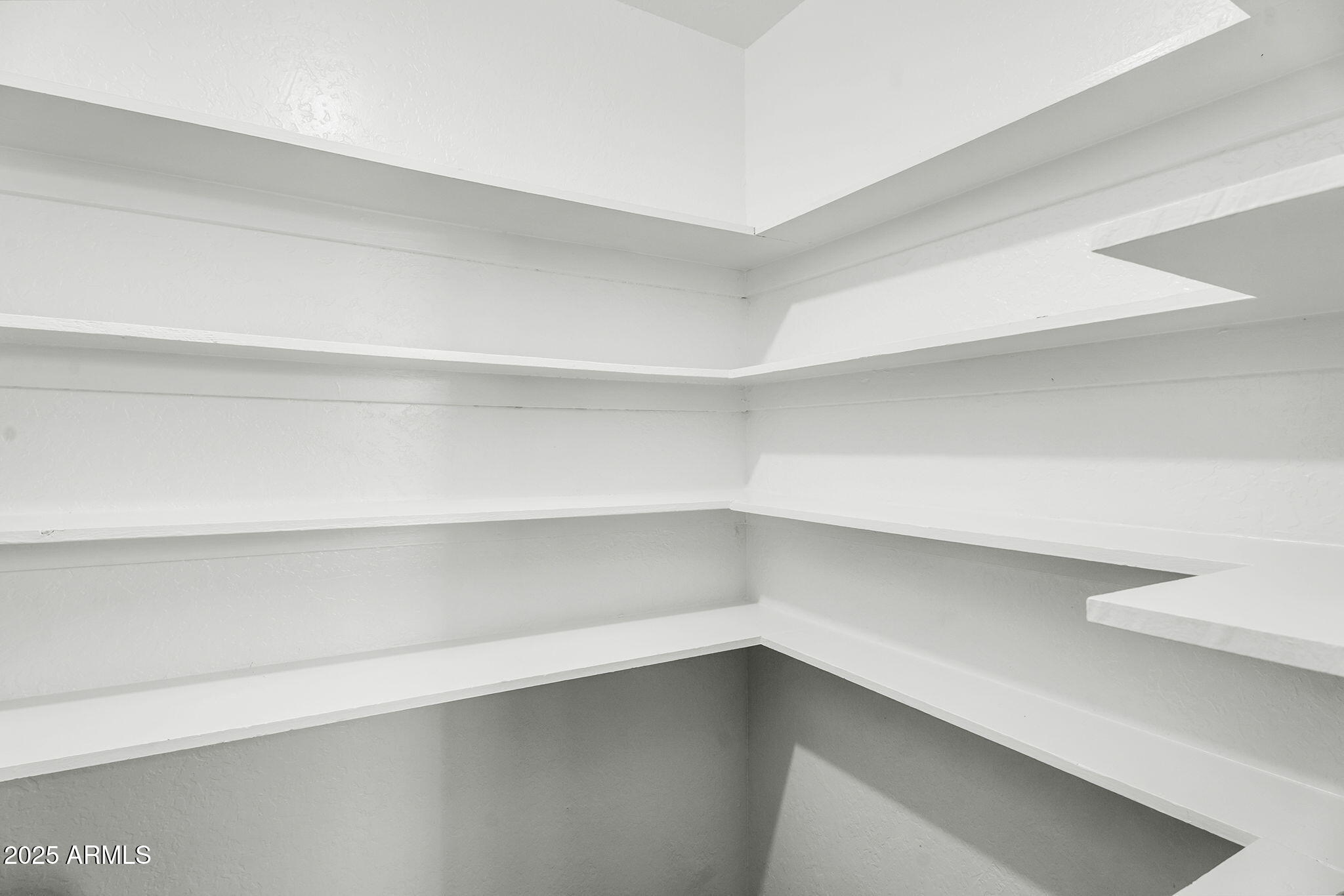 1515 W PALMAIRE Avenue