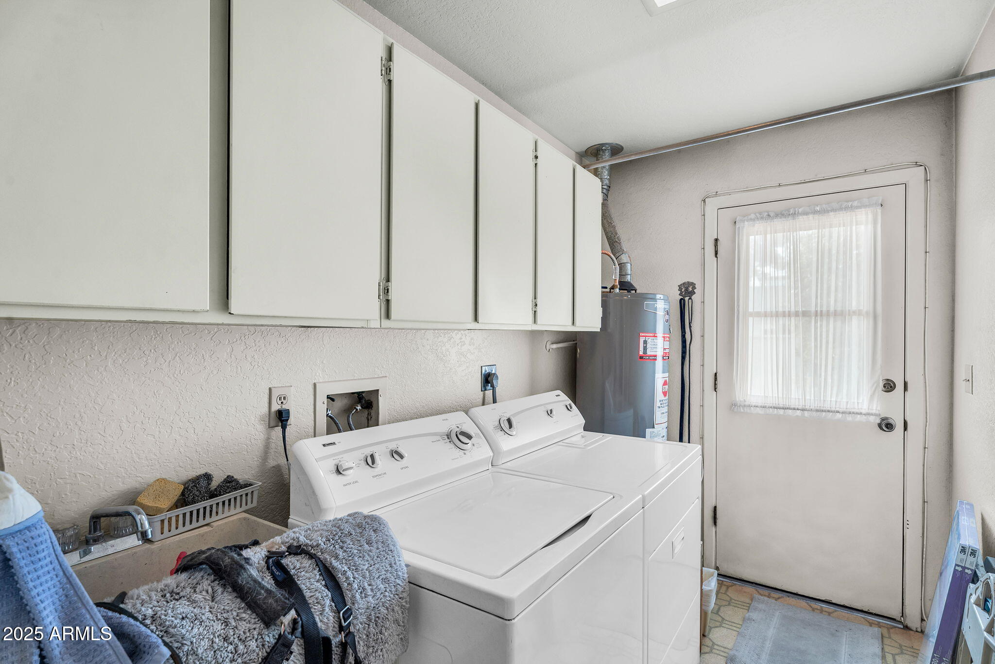 1515 W PALMAIRE Avenue