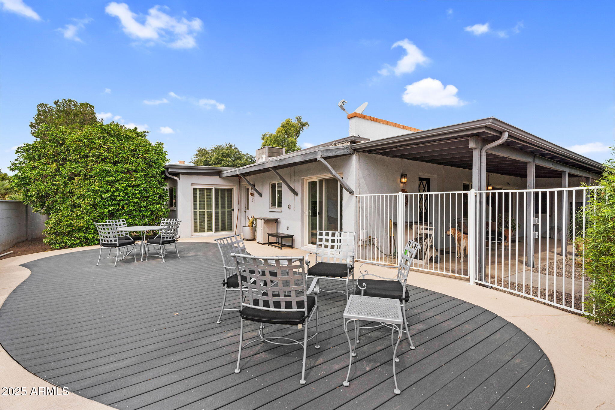 1515 W PALMAIRE Avenue