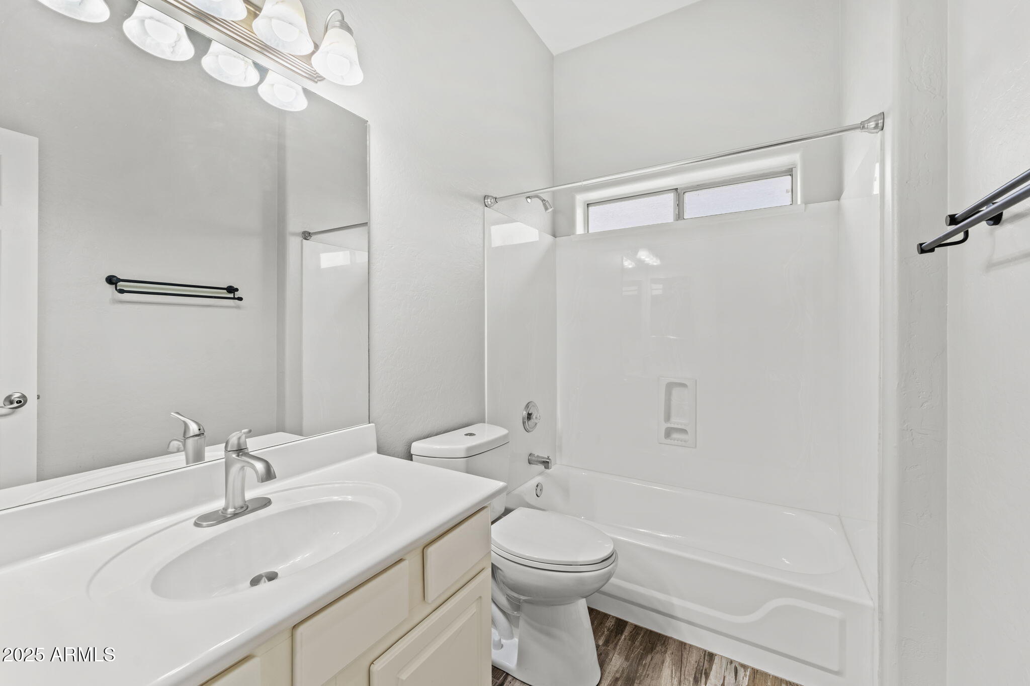 6382 W BLACKHAWK Drive