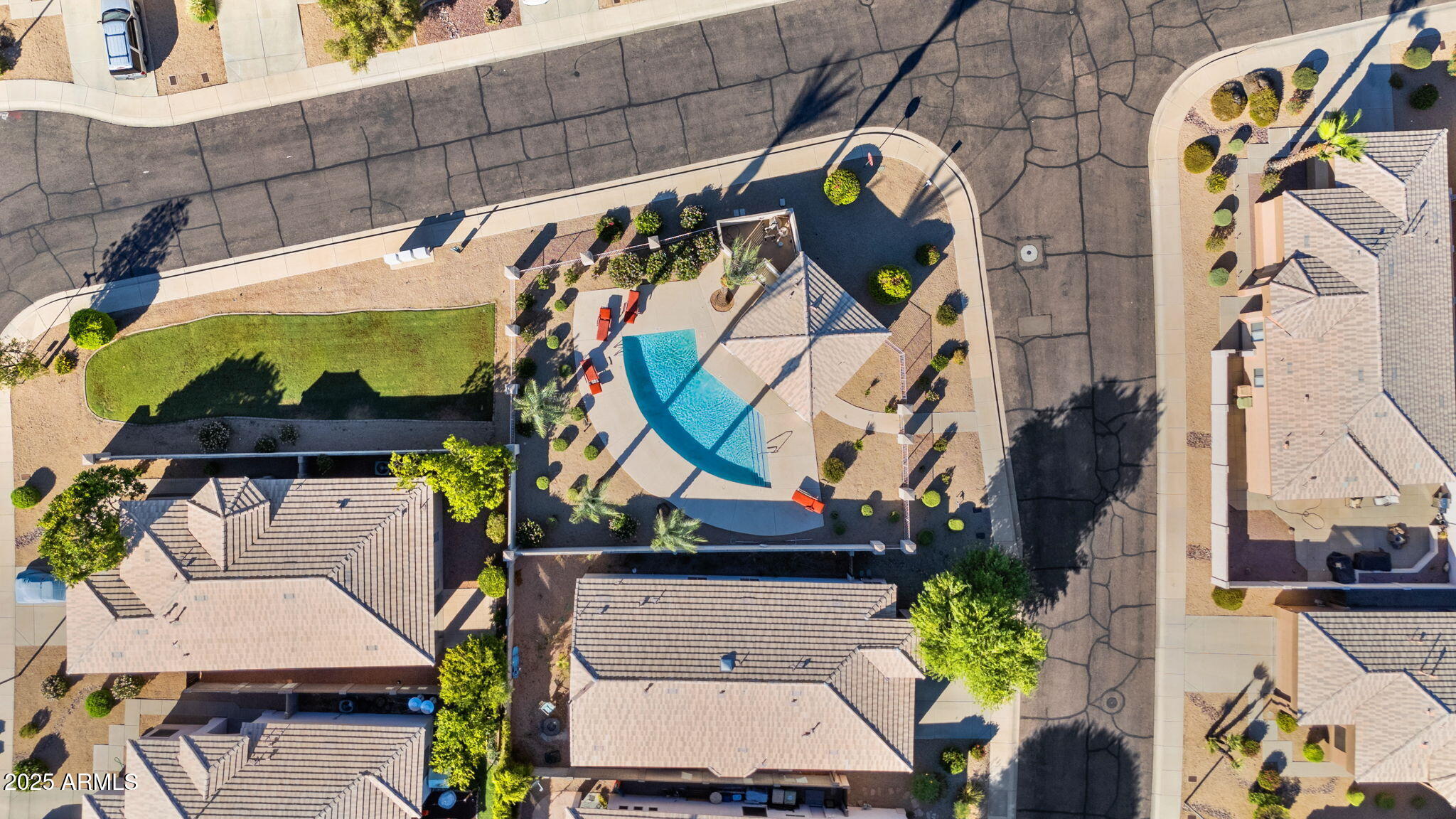 6382 W BLACKHAWK Drive