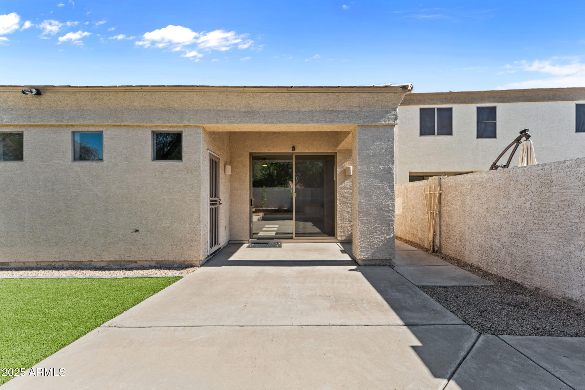 6382 W BLACKHAWK Drive