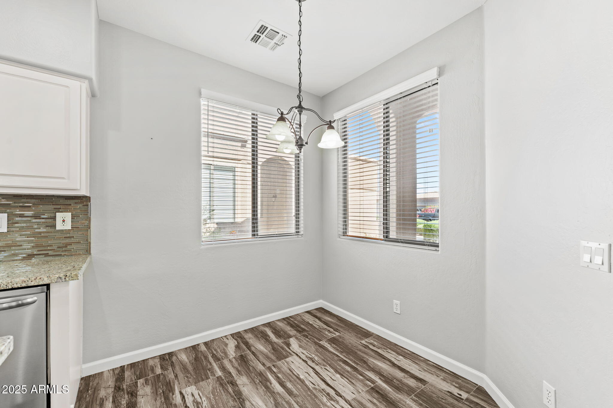 6382 W BLACKHAWK Drive