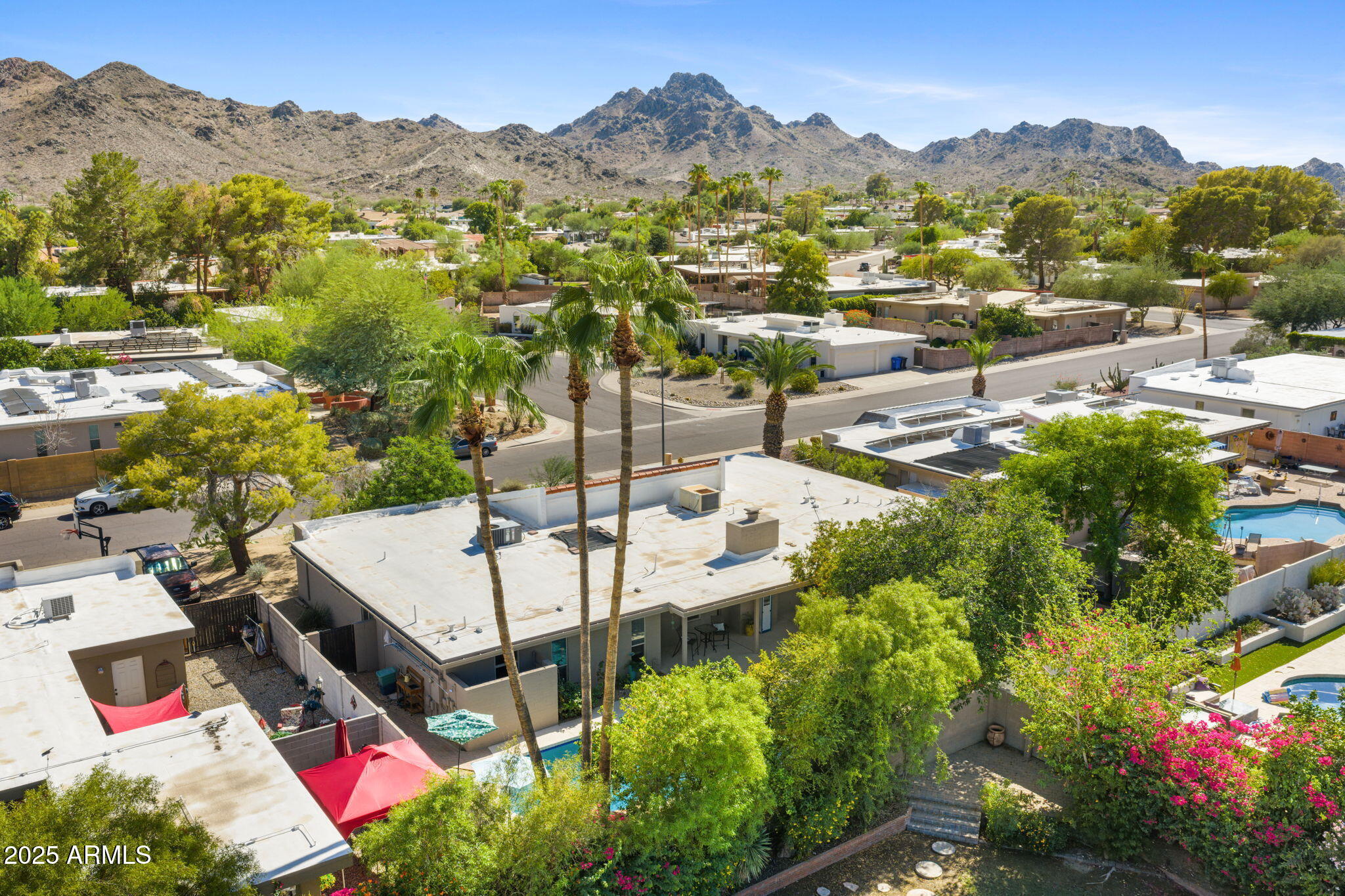 3302 E MALAPAI Drive