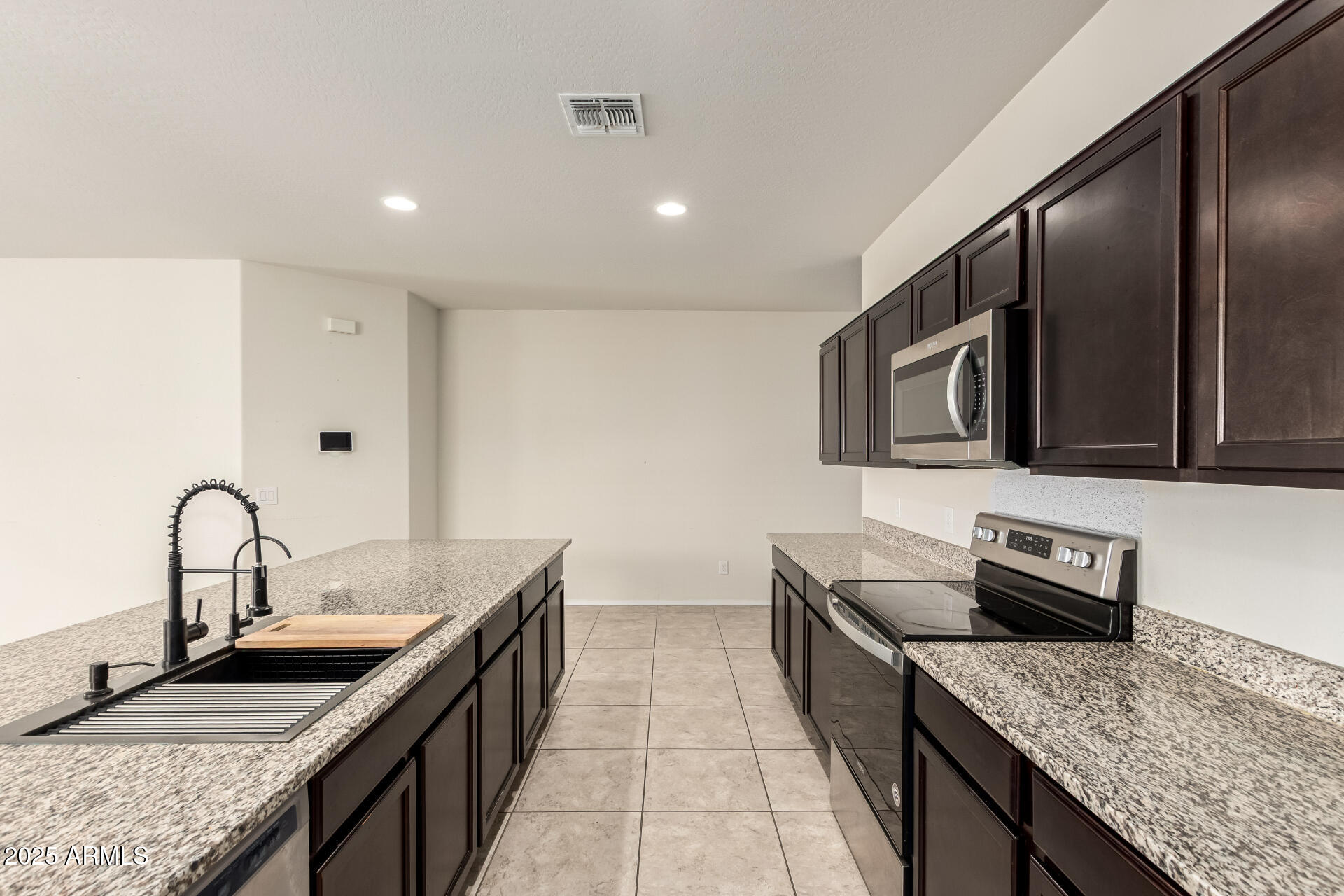 2418 E SANTA BARBARA Trail