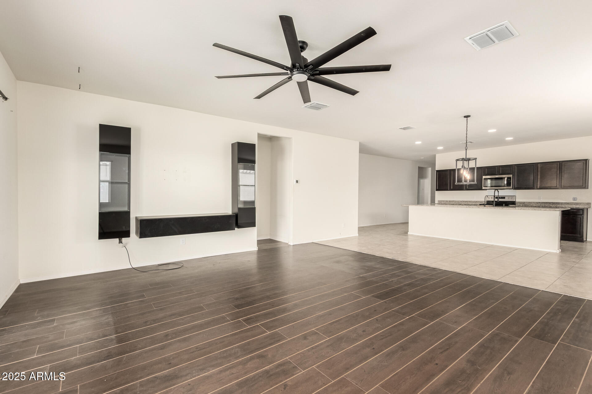 2418 E SANTA BARBARA Trail