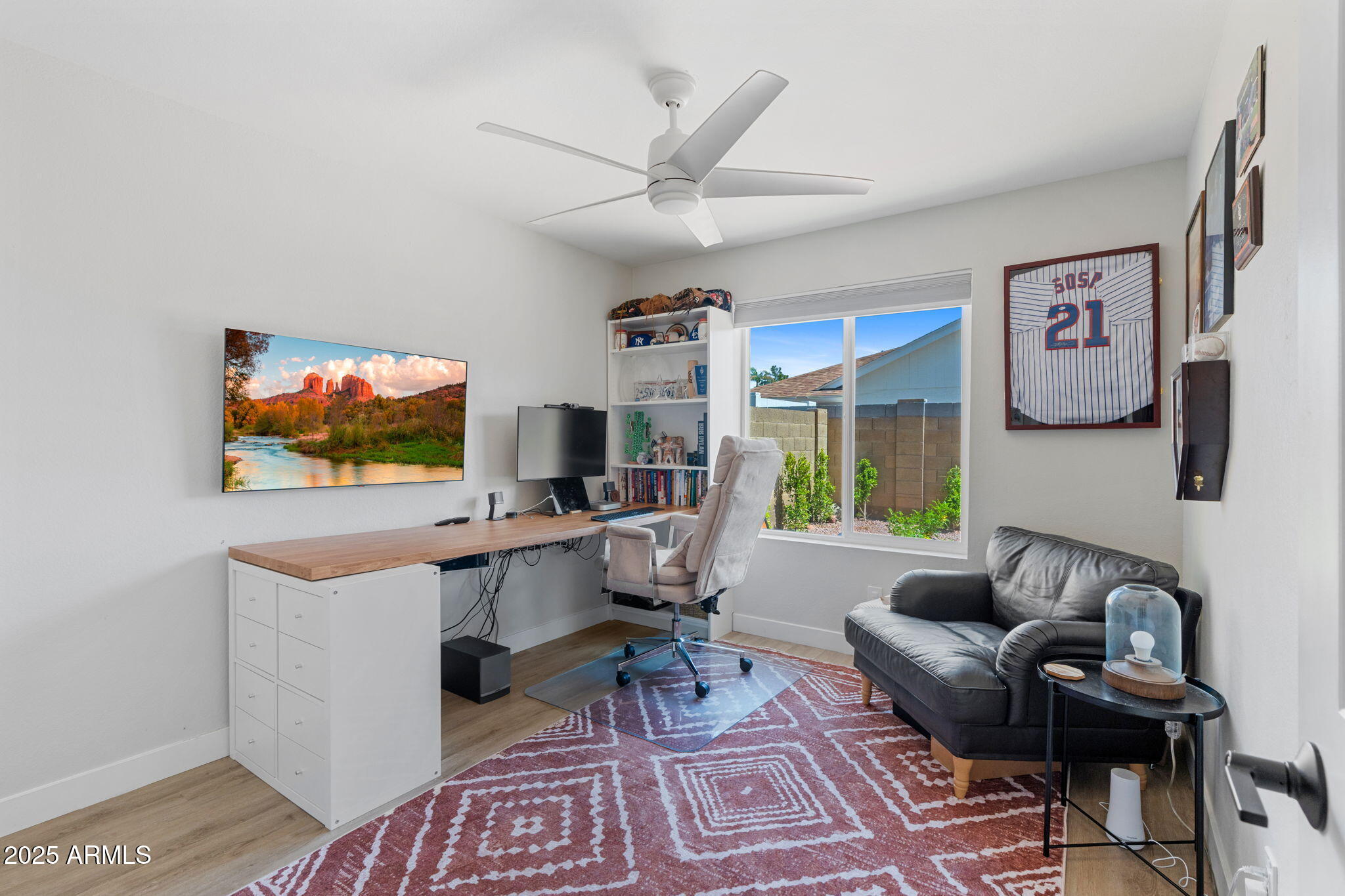 5009 E PARADISE Lane