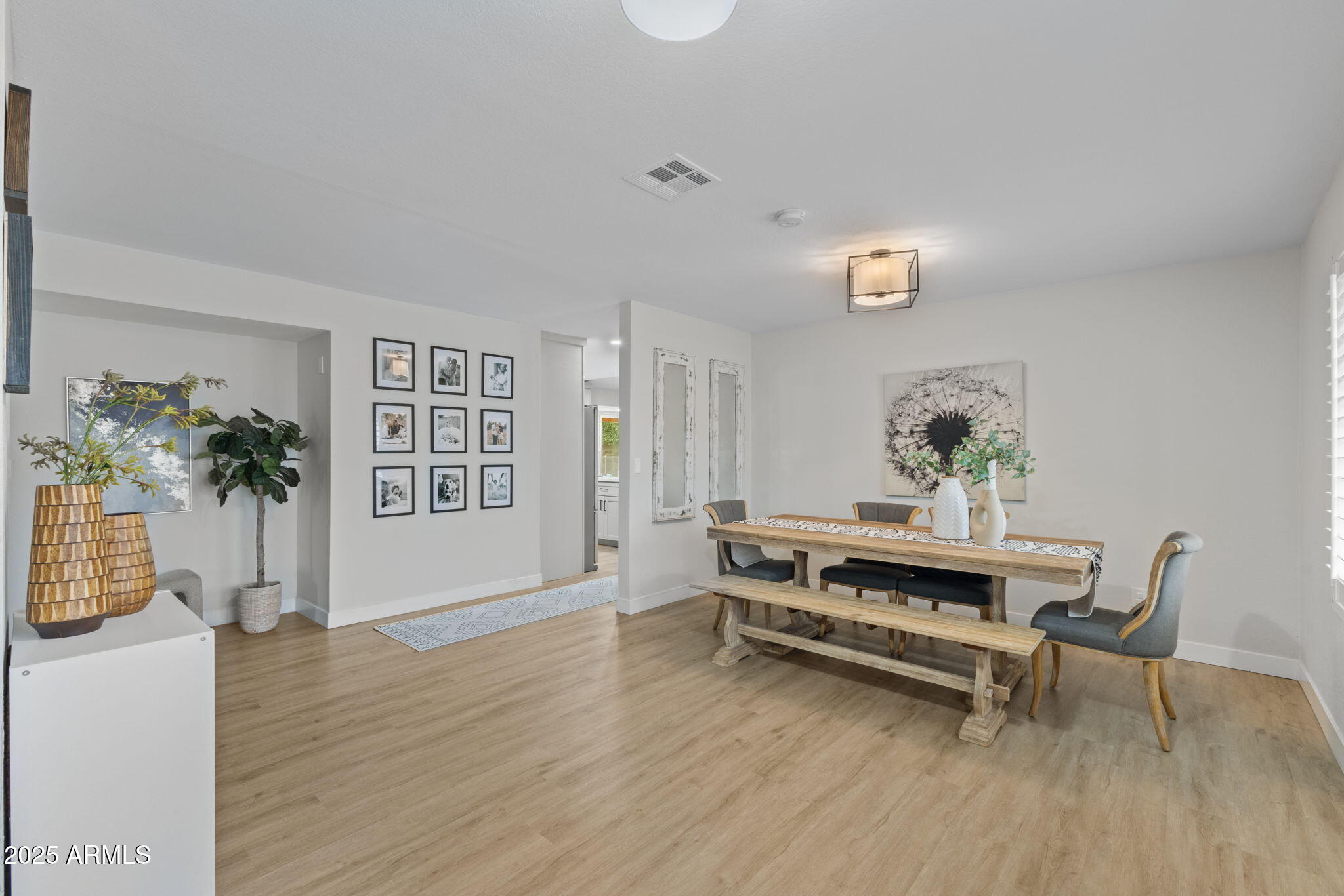 5009 E PARADISE Lane