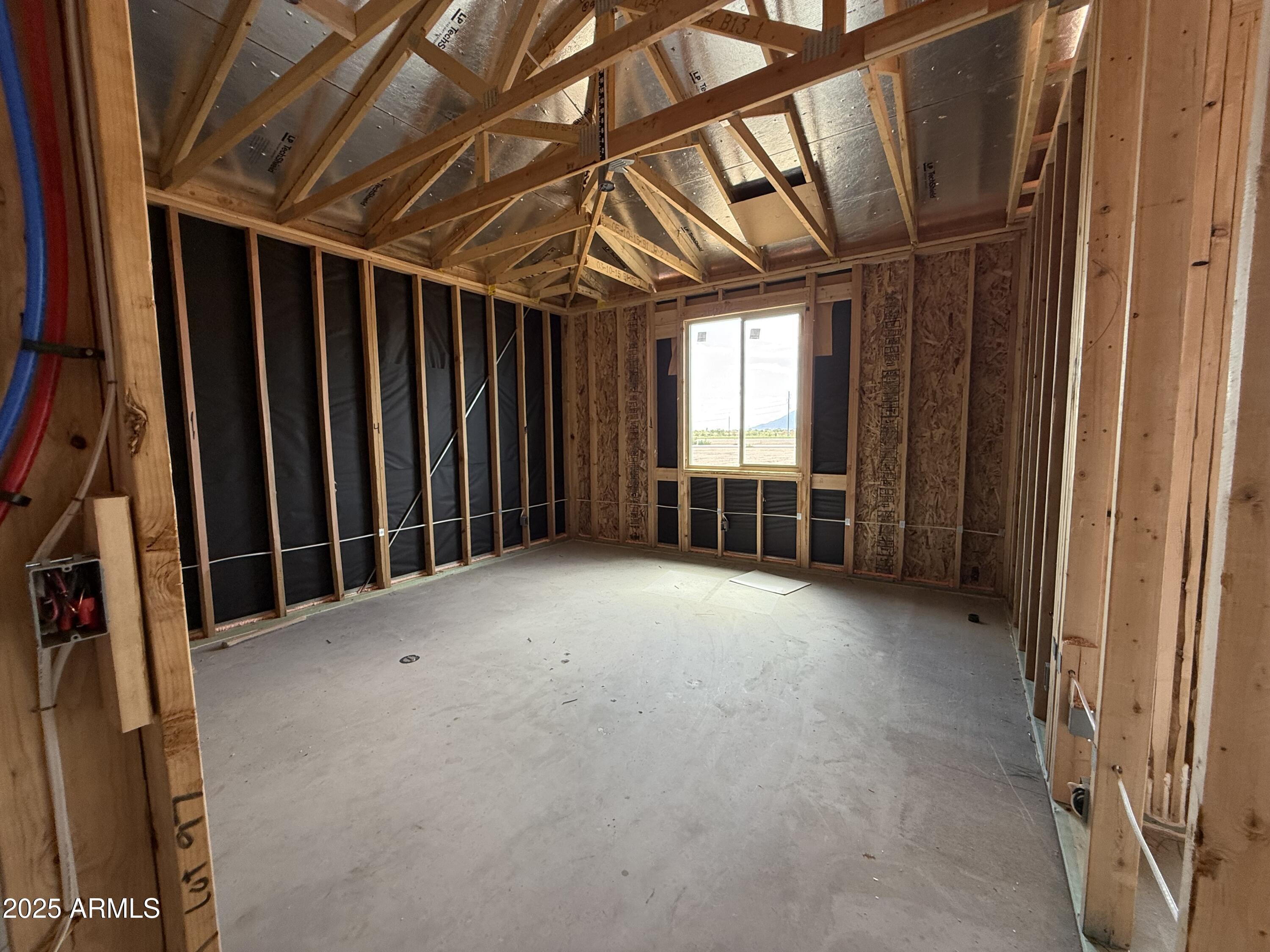 9619 W TAMARISK Avenue