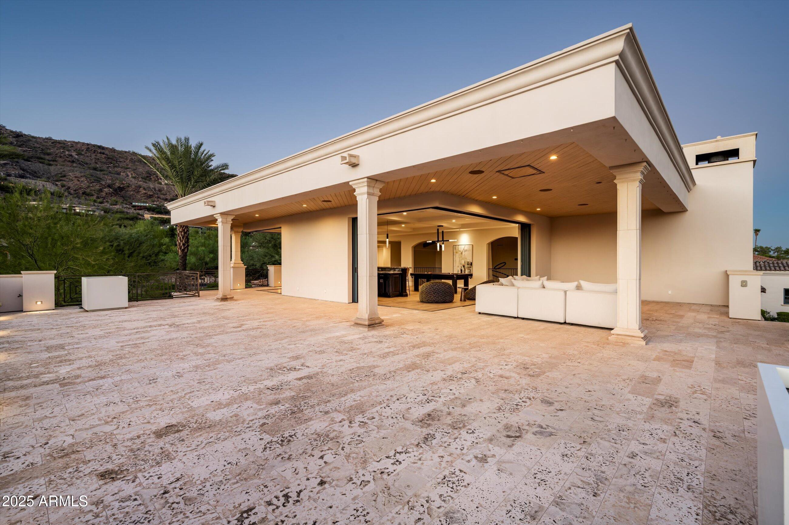 5729 E JOSHUA TREE Lane