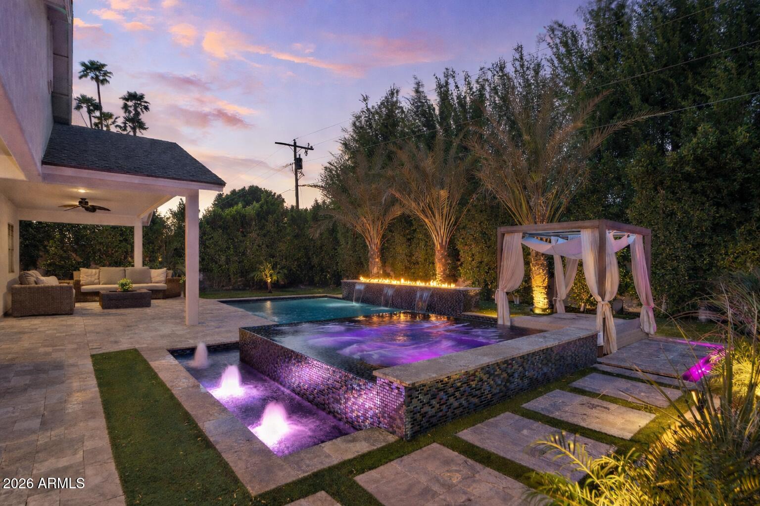 6522 E CALLE DEL MEDIA