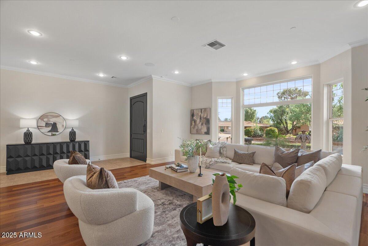 6522 E CALLE DEL MEDIA