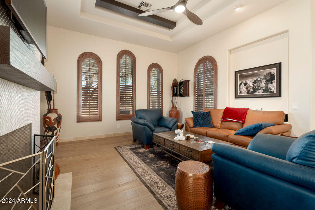 36482 N BOULDER VIEW Drive