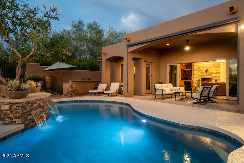 36482 N BOULDER VIEW Drive